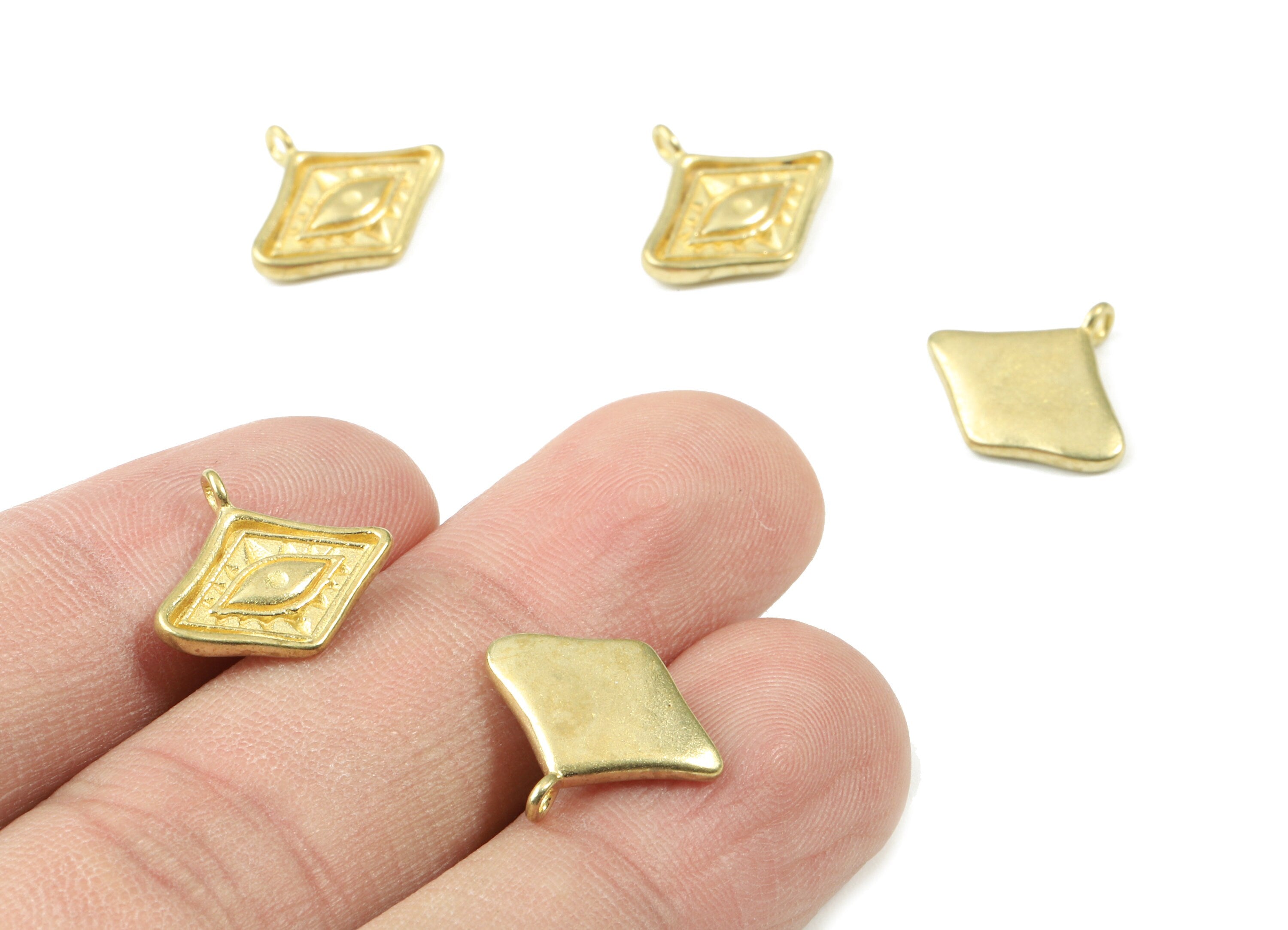 Brass Eye Earring Charms - Raw Brass Eye Pendant - Earring Findings - Jewelry Supplies - 15.18x13.81x2.18mm - PP3088 - DOMEDBAZAAR
