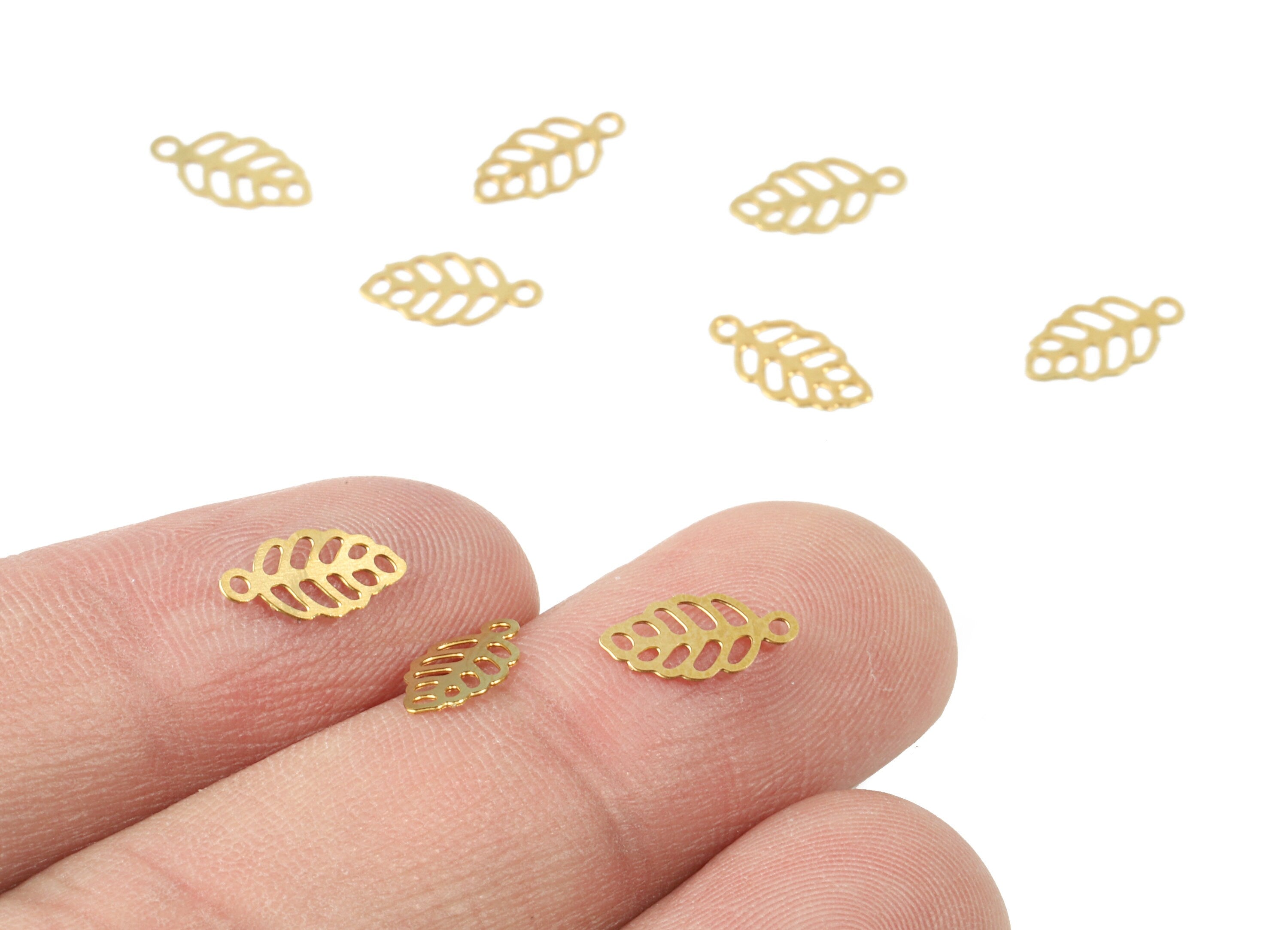 Brass Leaf Earring Charms - Raw Brass Leaf Necklace Pendant - Necklace Findings - Jewelry Supplies - 10.13x5.33x0.29mm - JJC1639 - DOMEDBAZAAR