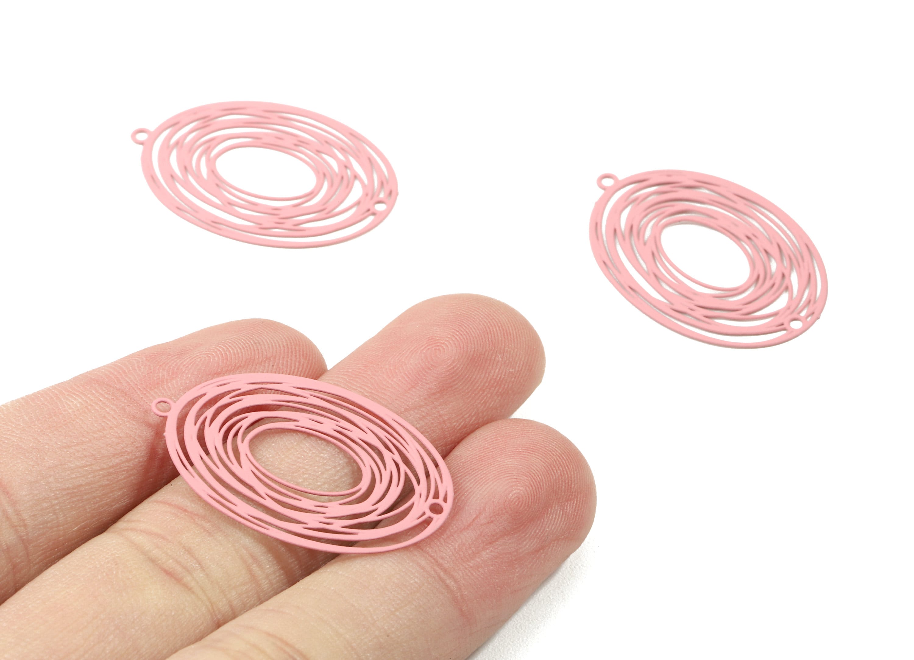 Taffy Pink Oval Brass Pendant - Brass Oval For Necklace - Earring Charms - Color Code: J07 - 31.78x21.5x0.41mm - JJB2908-J07 - DOMEDBAZAAR