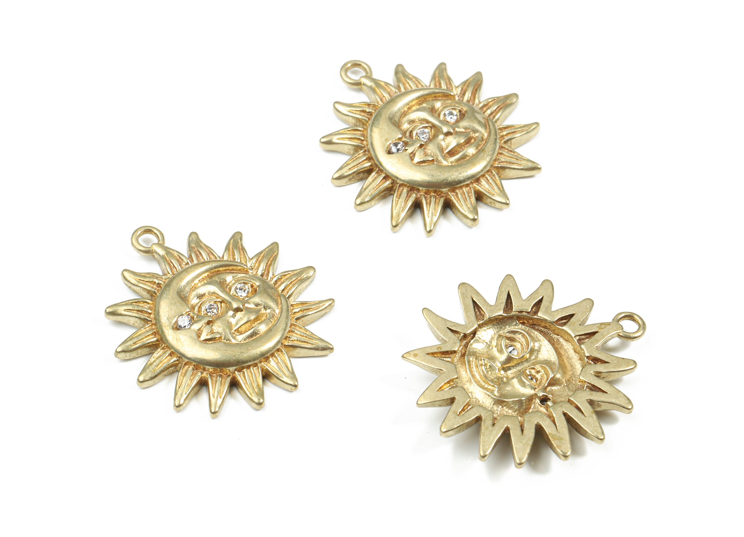 Brass Sun Pendant - Raw Brass Moon Face Earring Charms - Earring Findings - Jewelry Supplies - 21.61x19.36x2.66mm - PP3194 - DOMEDBAZAAR