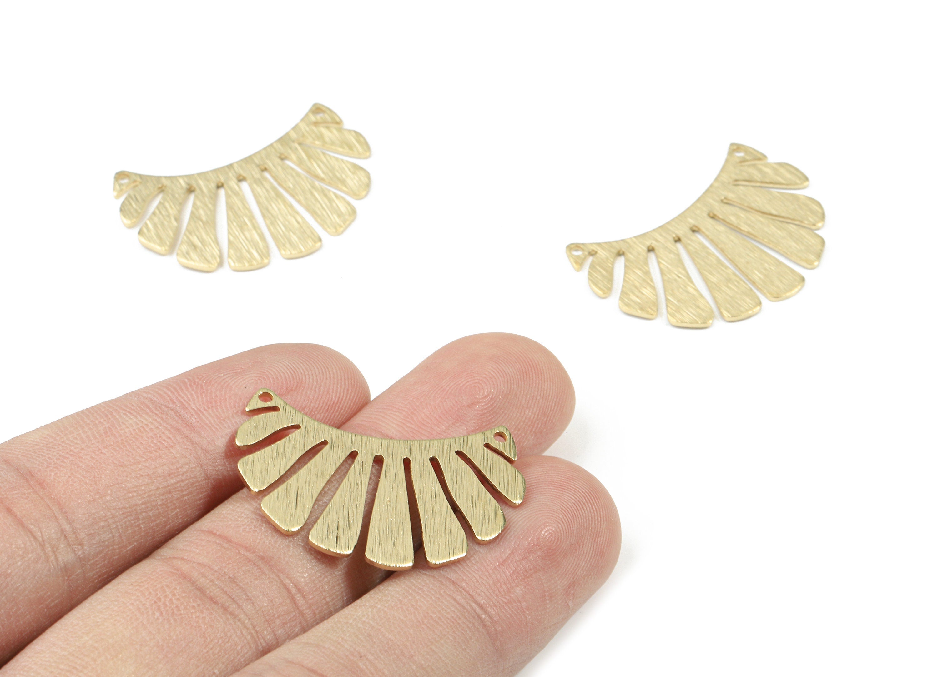 Brass Sun Charm For Necklace - Raw Brass Sun Pendant - Textures Brass Connector - Jewelry Supplies - 30.13x21.56x0.85mm - PP3350 - DOMEDBAZAAR