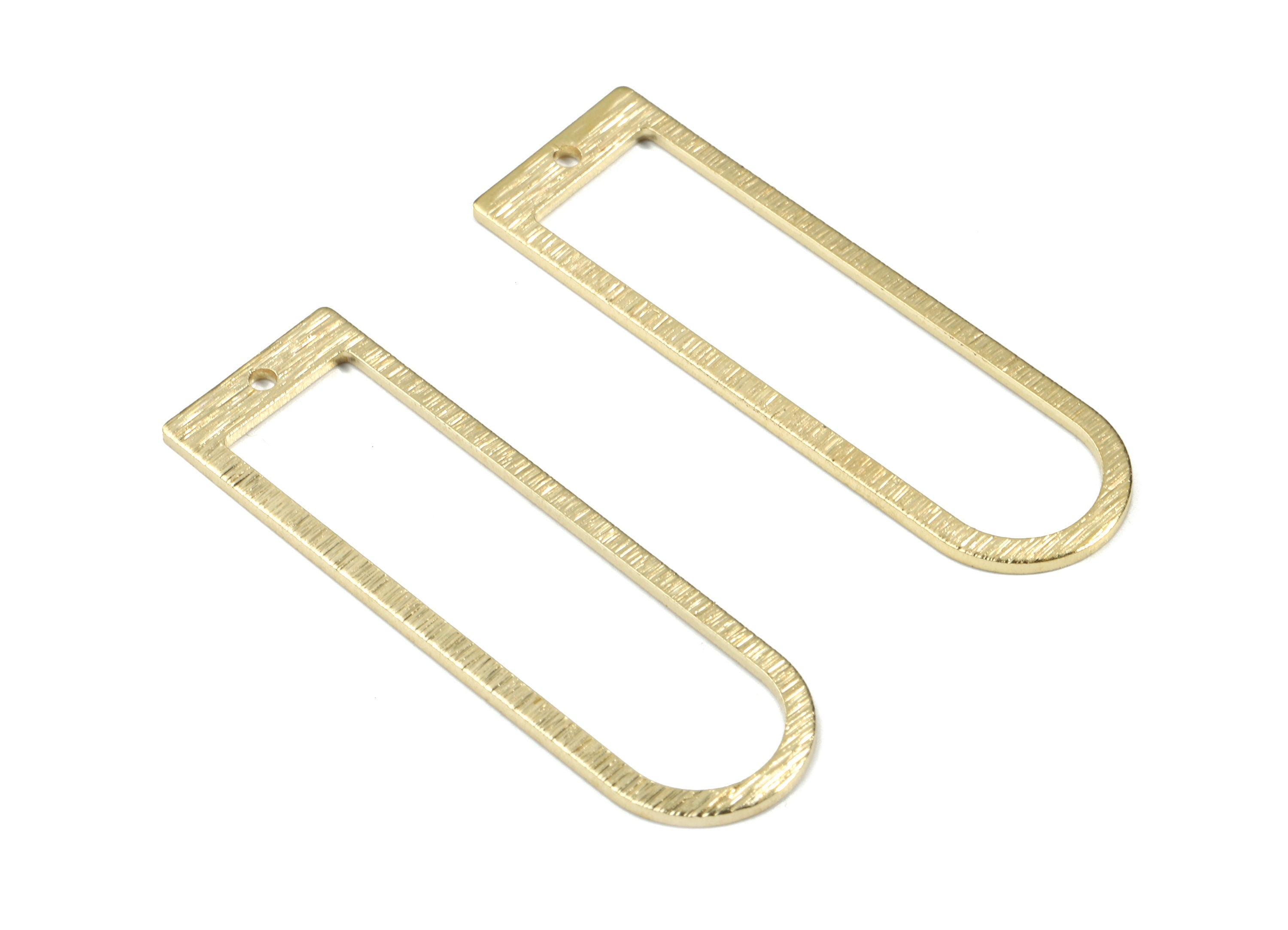 Brass D Ring - Raw Brass Long Oval Connector - Textured Brass D Pendant - Earring Findings - Jewelry Supplies - 40.05x12.61x0.98mm - PP3360 - DOMEDBAZAAR