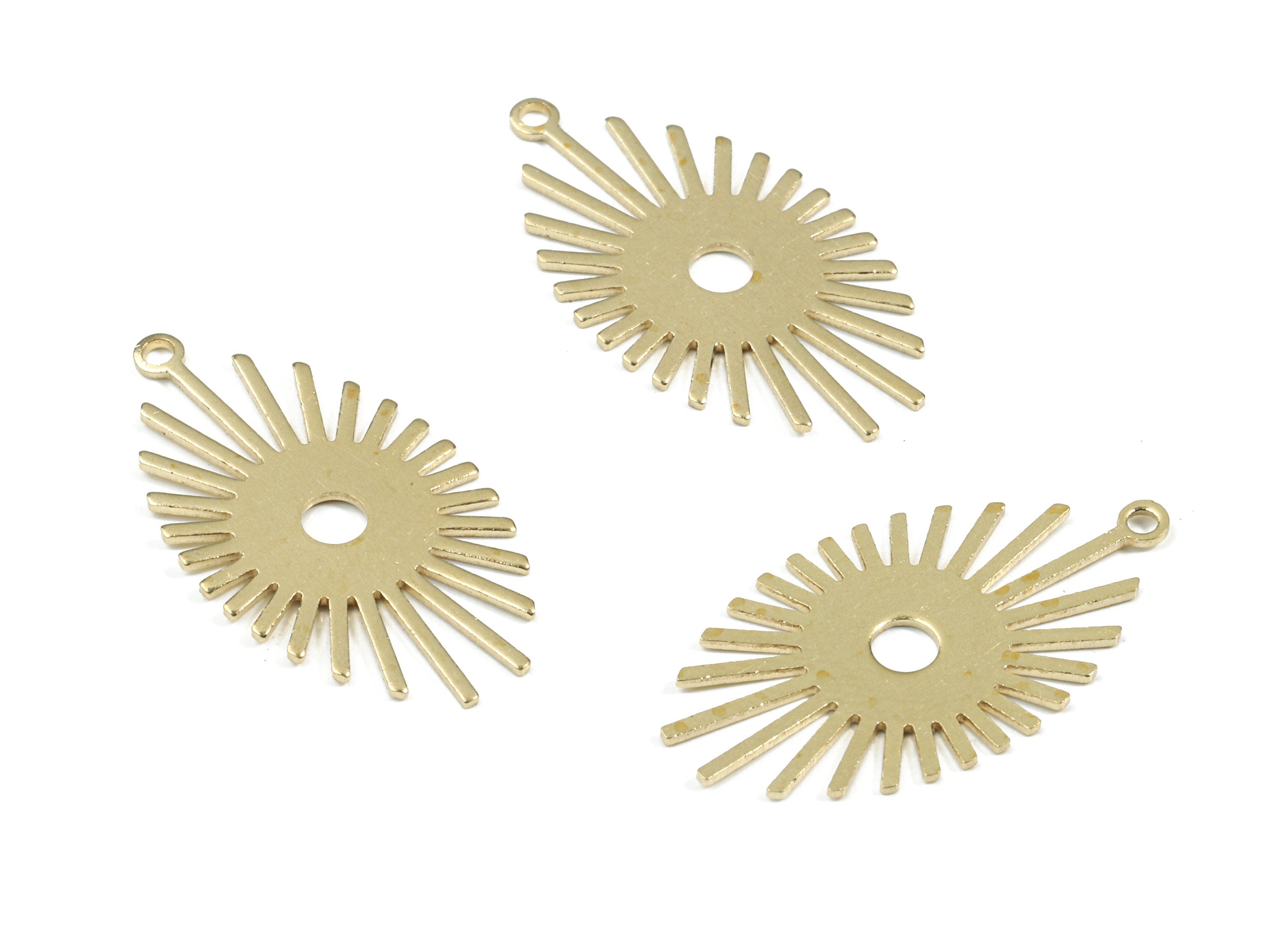 Brass Star Earring Charms - Raw Brass Sun Pendant - Earring Findings - Jewelry Supplies - 26.21x14.24x0.64mm - PP3435 - DOMEDBAZAAR