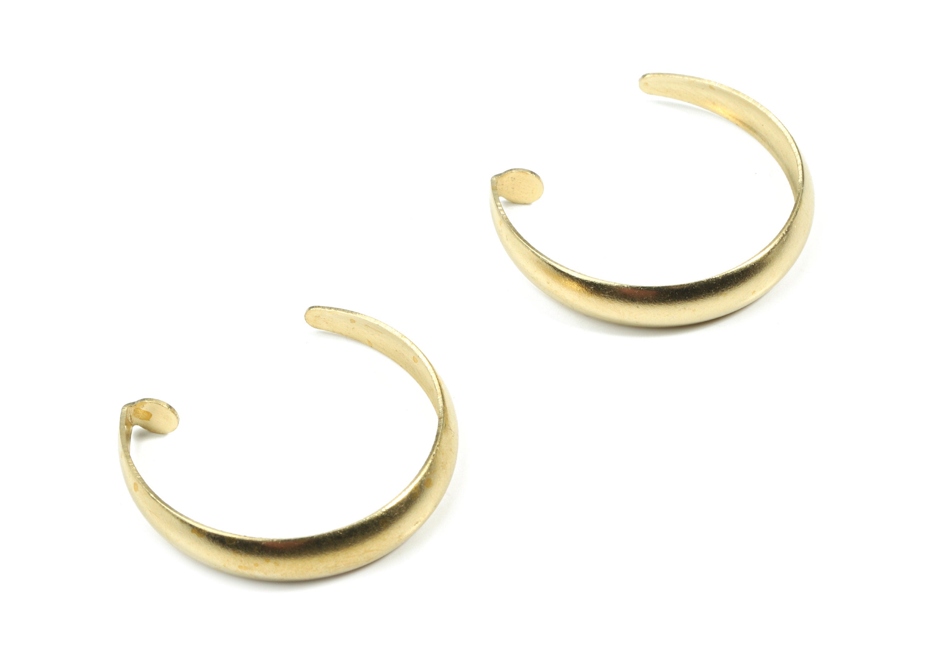 Brass Wavy Open Hoop Charm - Raw Brass C Shape Earring Charms - Earring Findings - Jewelry Supplies - 25.37x22.47x1.47mm - PP3465 - DOMEDBAZAAR