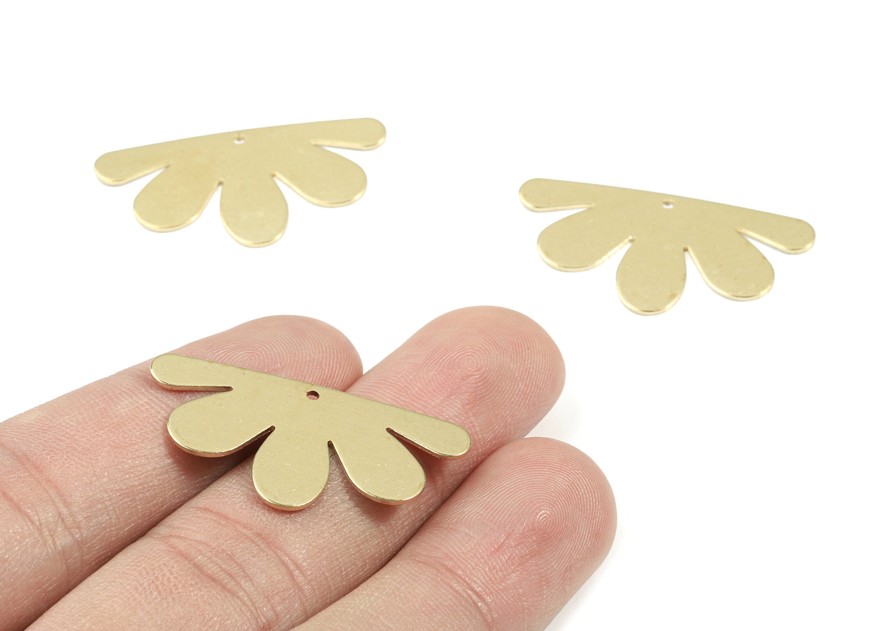 Brass Flower Earring Charms - Raw Brass Flower Pendant - Earring Findings - Jewelry Supplies - 33.72x18.08x0.77mm - PP3472 - DOMEDBAZAAR