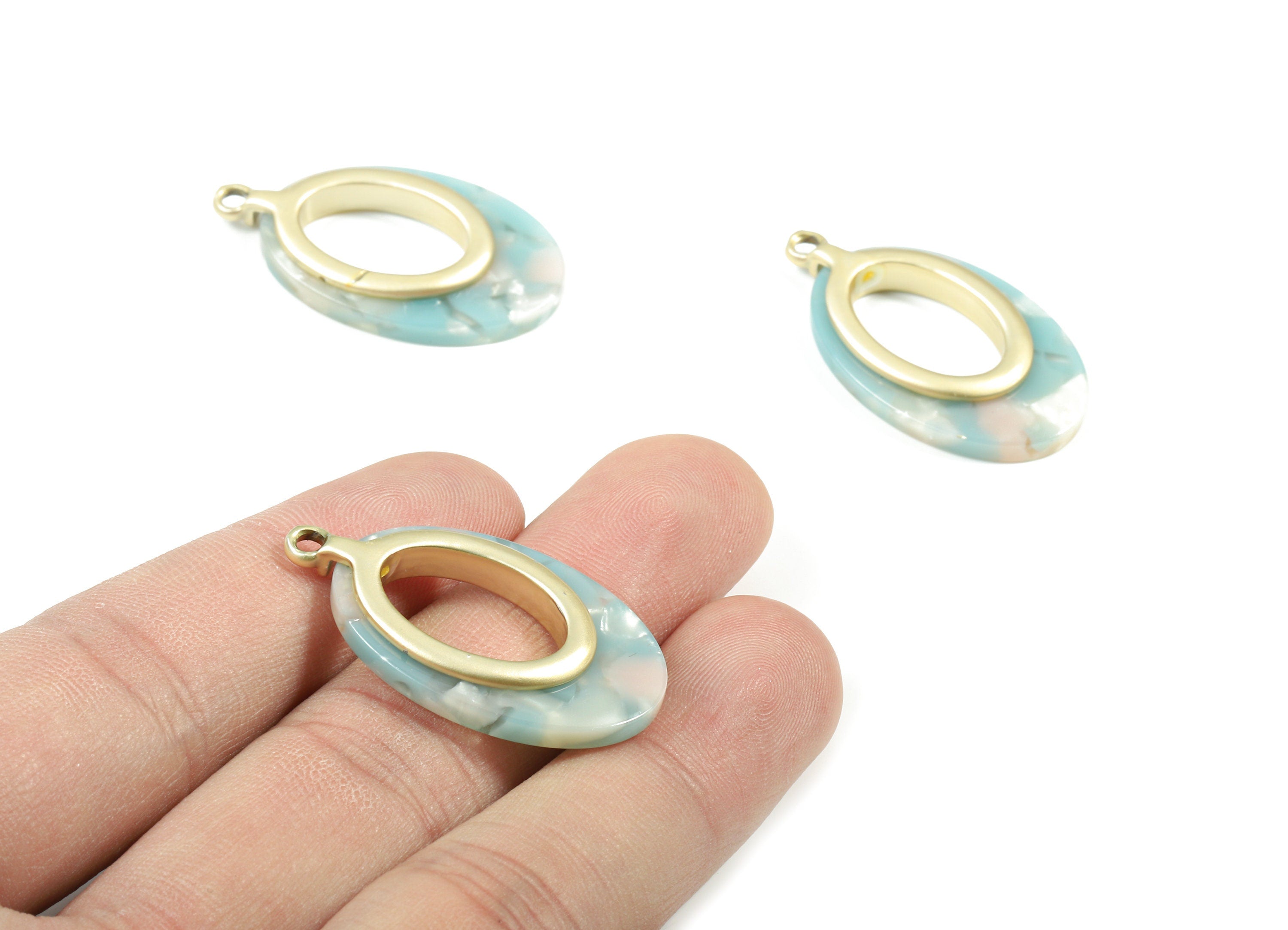 Acetate Alloy Oval Charm - Alloy Frame Acetate Earring Charms - Alloy Oval Pendant  - Color Code:A36- 34.4x19.59x4.23mm - AC1183-A36-MG - DOMEDBAZAAR