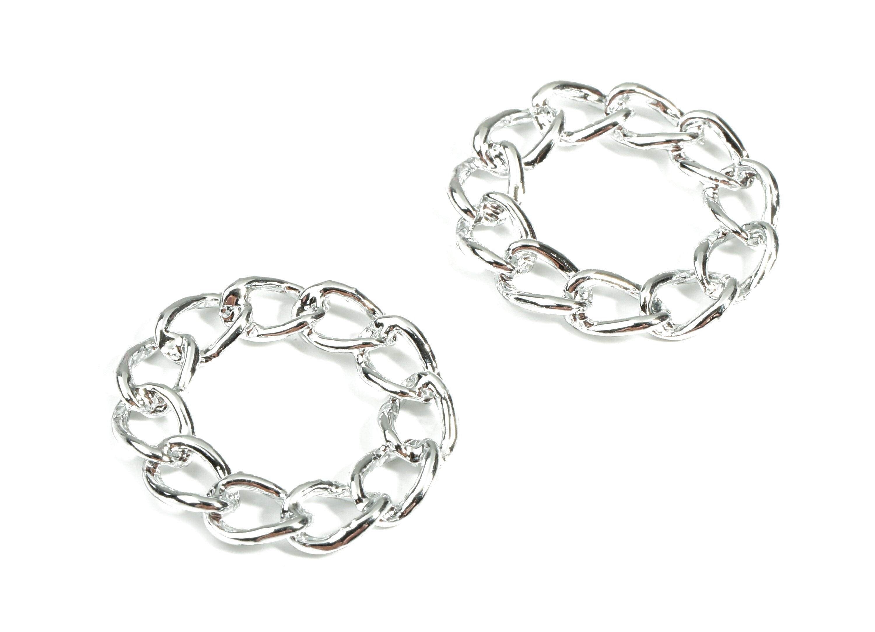 Alloy Curb Chain Circle Earring Charms - Zinc Alloy Chain Hoop Pendant - Silver Tone Plated - Jewelry Supplies - 28.33x26.4x3.03mm - ZZ1597 - DOMEDBAZAAR