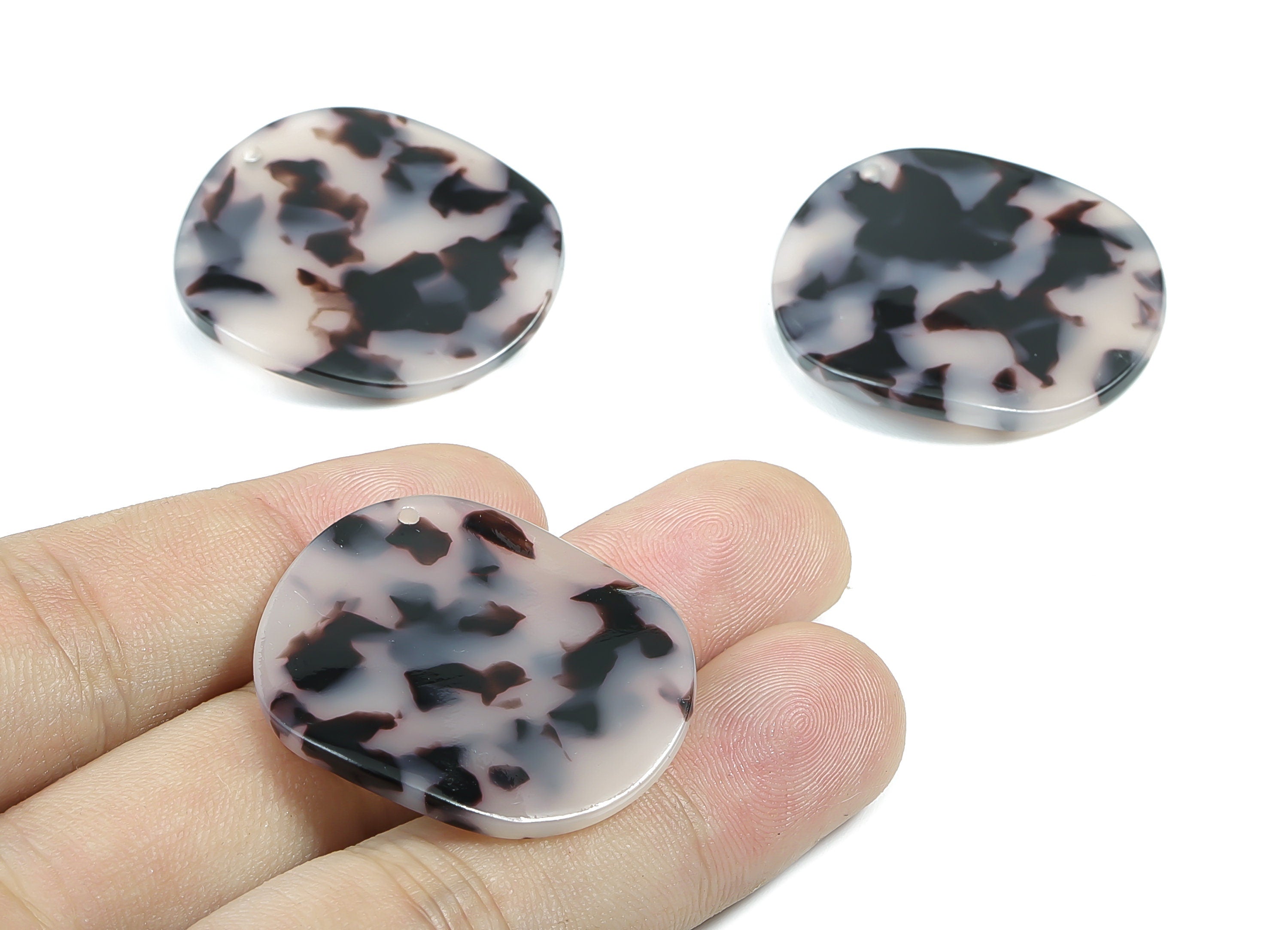 Acetate Wavy Disc Charms - Blonde Tortoise Shell Earrings - Wavy Disc Earrings and Pendant - Color Code: A06 - 34x2.5mm - AC1066B - DOMEDBAZAAR