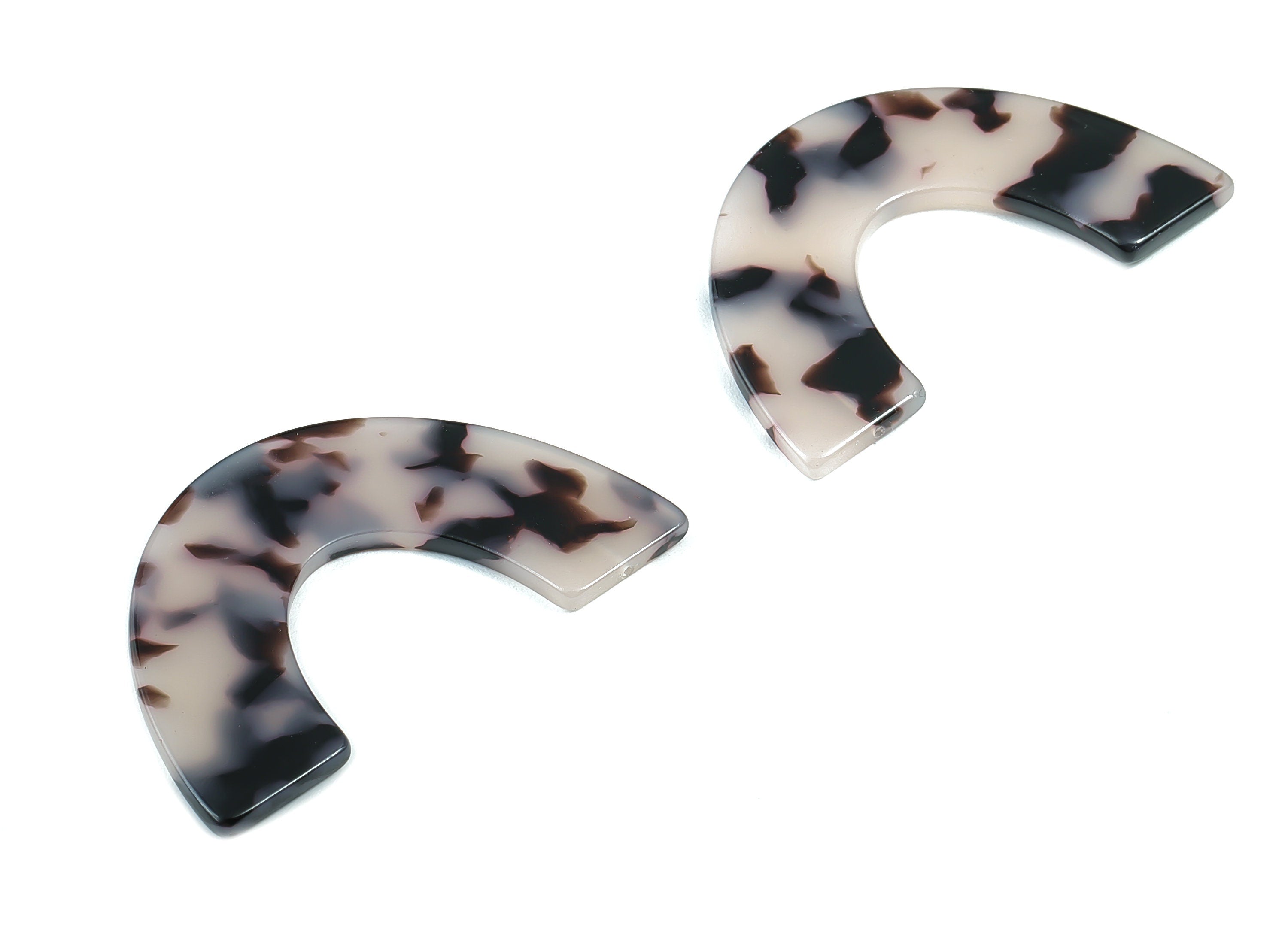 Acetate Large Arch Earring Charms - Blonde Semi Oval & U Shaped Pendant - Color Code: A06 - 47.7x31x2.6mm - AC1115A - DOMEDBAZAAR