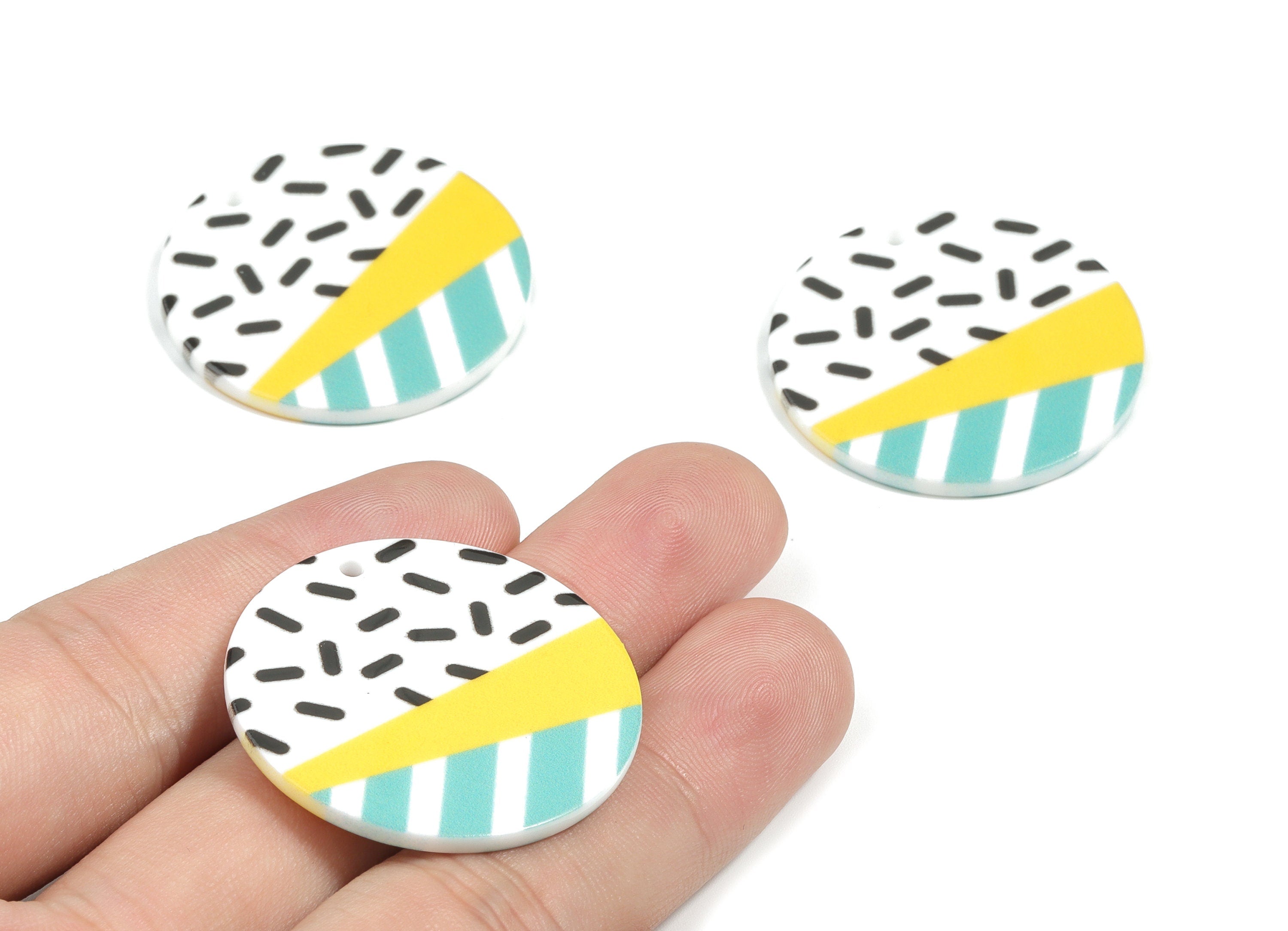Acrylic Round Earring Charms - Printing Circle Acrylic Pendant - Jewelry Supplies  - Color Code: B5 - 34.56x34.56x2.07mm - AC1874-B5 - DOMEDBAZAAR