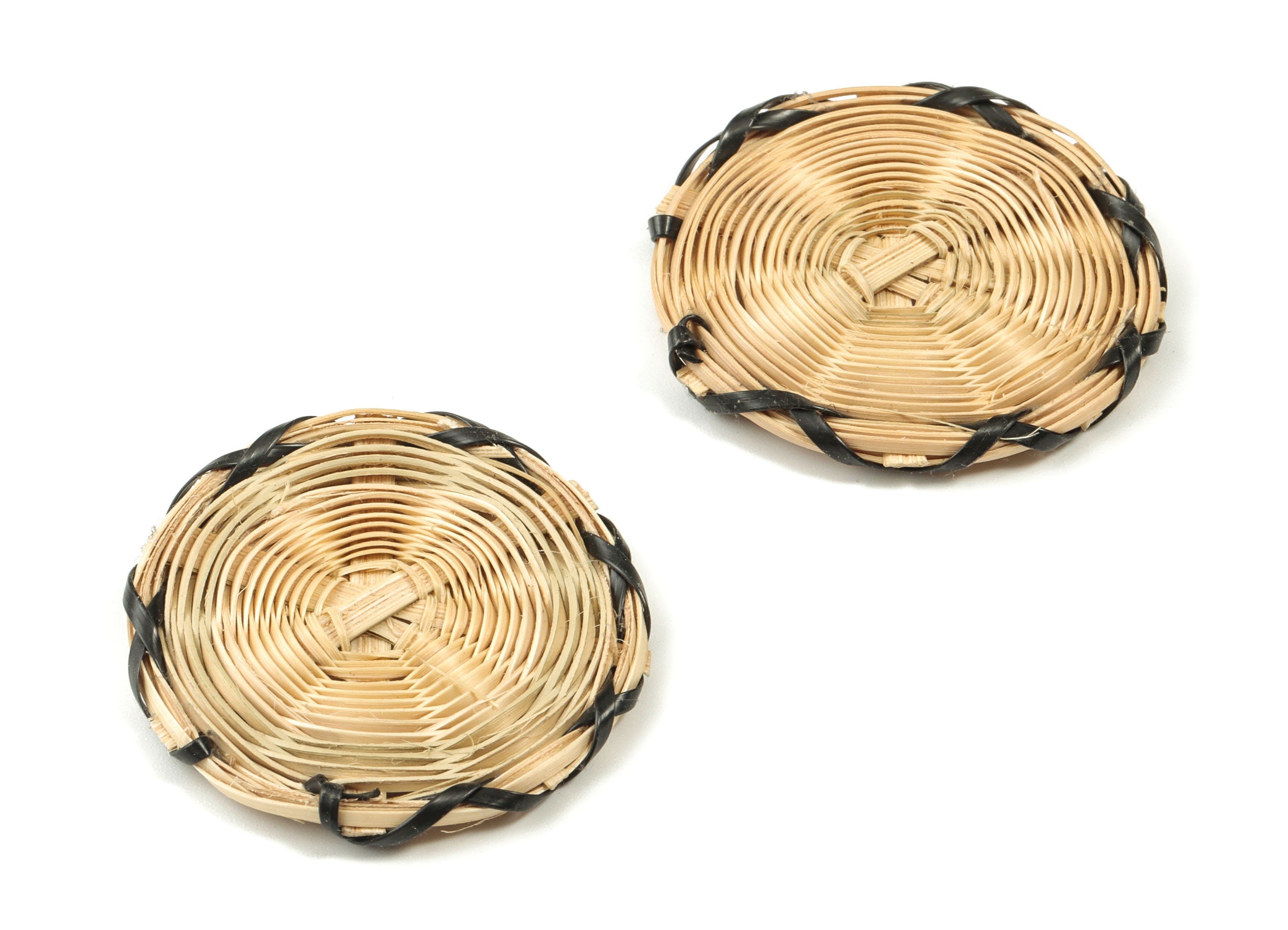 Handwoven Rattan Earrings - Round Shaped Rattan Pendant - Wooden Straw Earring - Jewelery Handmade - 40x40x2.8mm - RT1100 - DOMEDBAZAAR