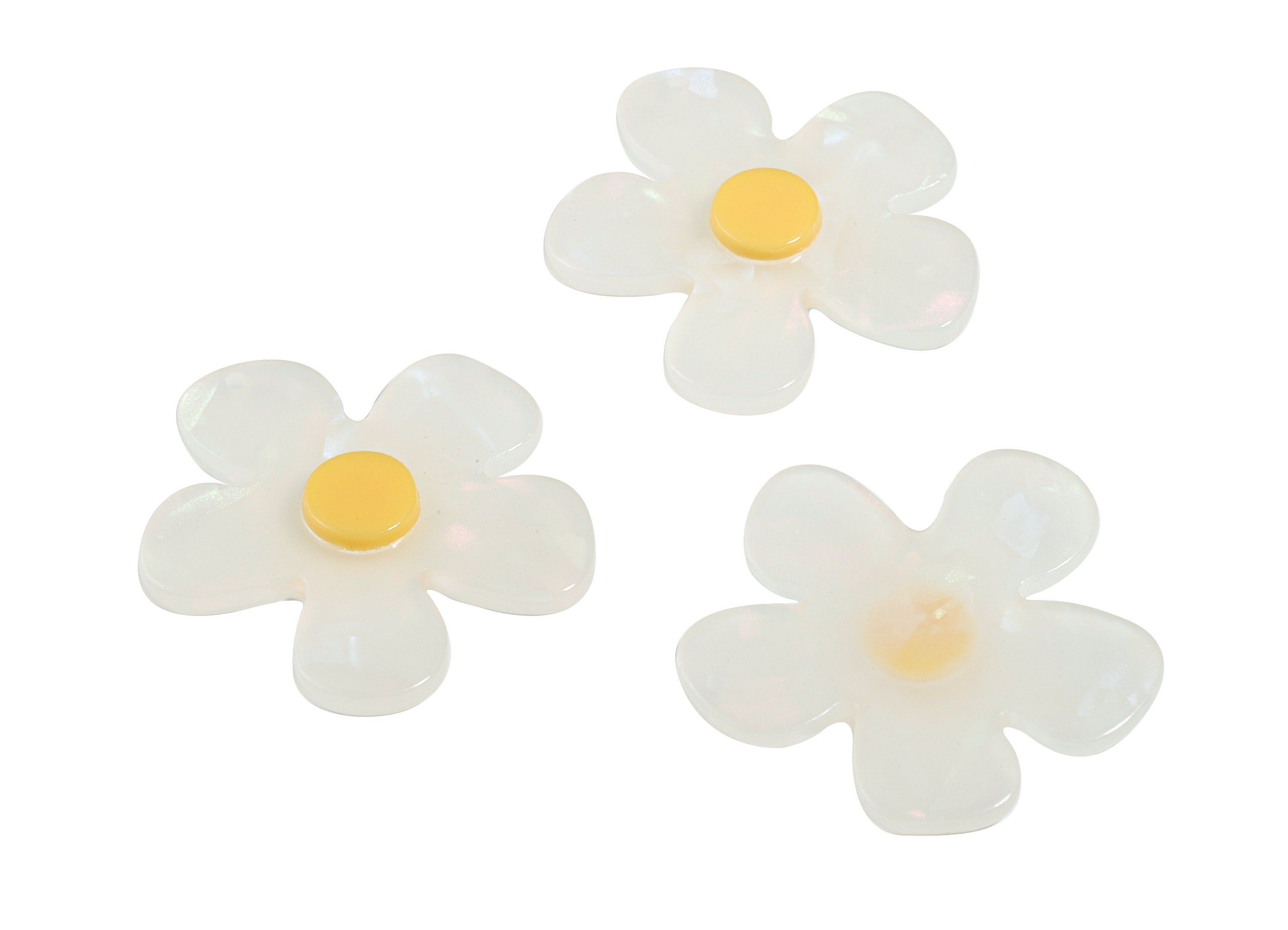 Acrylic Daisy Charms - Daisy Earring and  Pandant - Earring Findings - Jewelry Supplies - 31.09x29.4x3.87mm - AC1908 - DOMEDBAZAAR