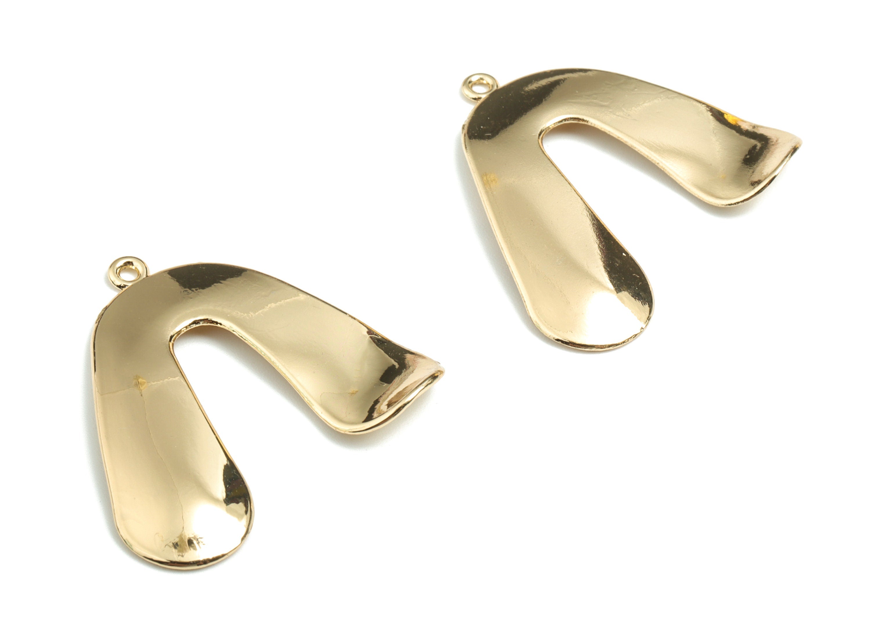 Alloy U Earring Charms - Gold Alloy U Pendant - Gold Tone Plated Alloy - Earrings Finding - Jewelry Supplies - 30.69x30.33x2.67mm - ZZ1719 - DOMEDBAZAAR
