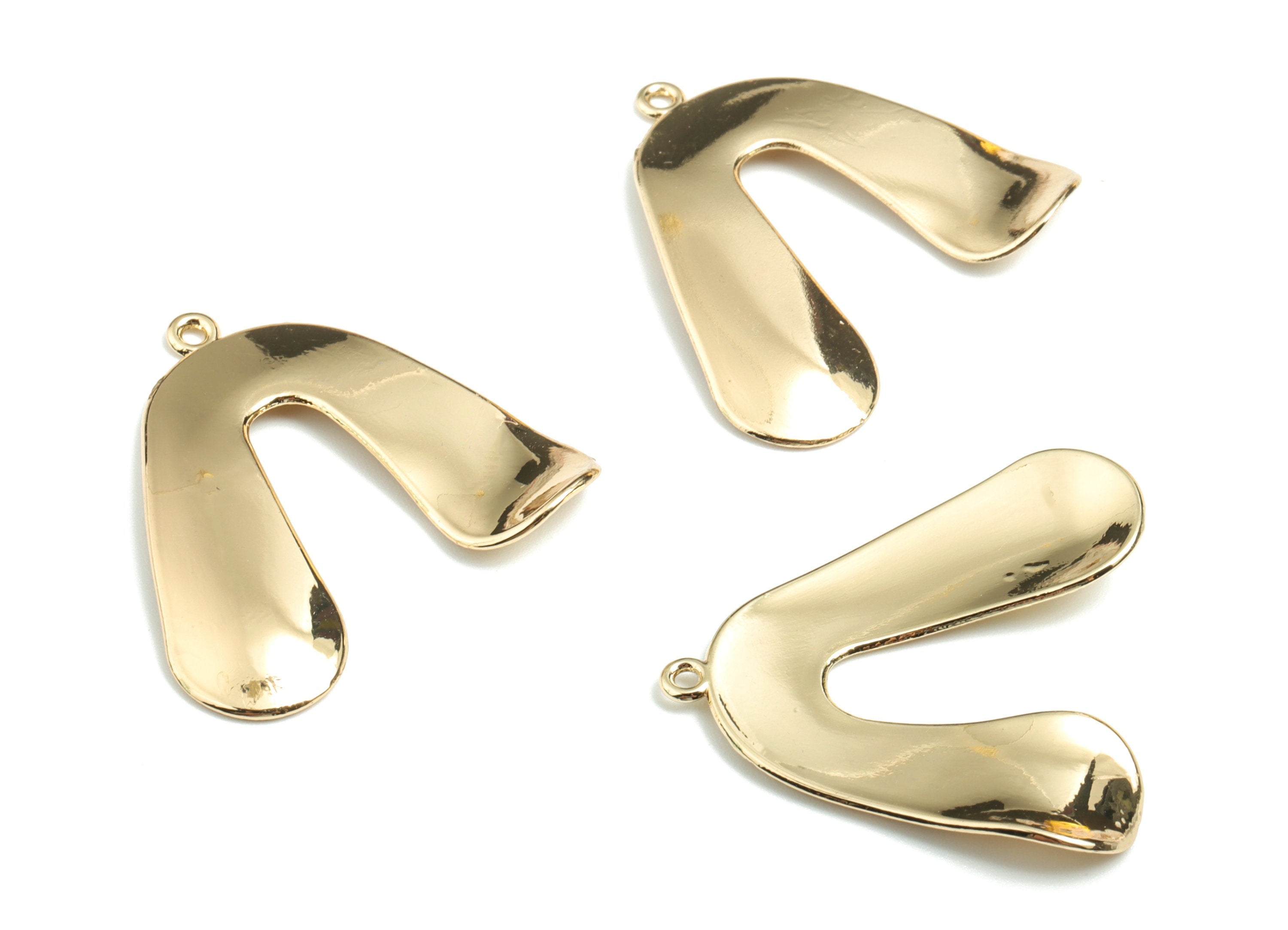 Alloy U Earring Charms - Gold Alloy U Pendant - Gold Tone Plated Alloy - Earrings Finding - Jewelry Supplies - 30.69x30.33x2.67mm - ZZ1719 - DOMEDBAZAAR