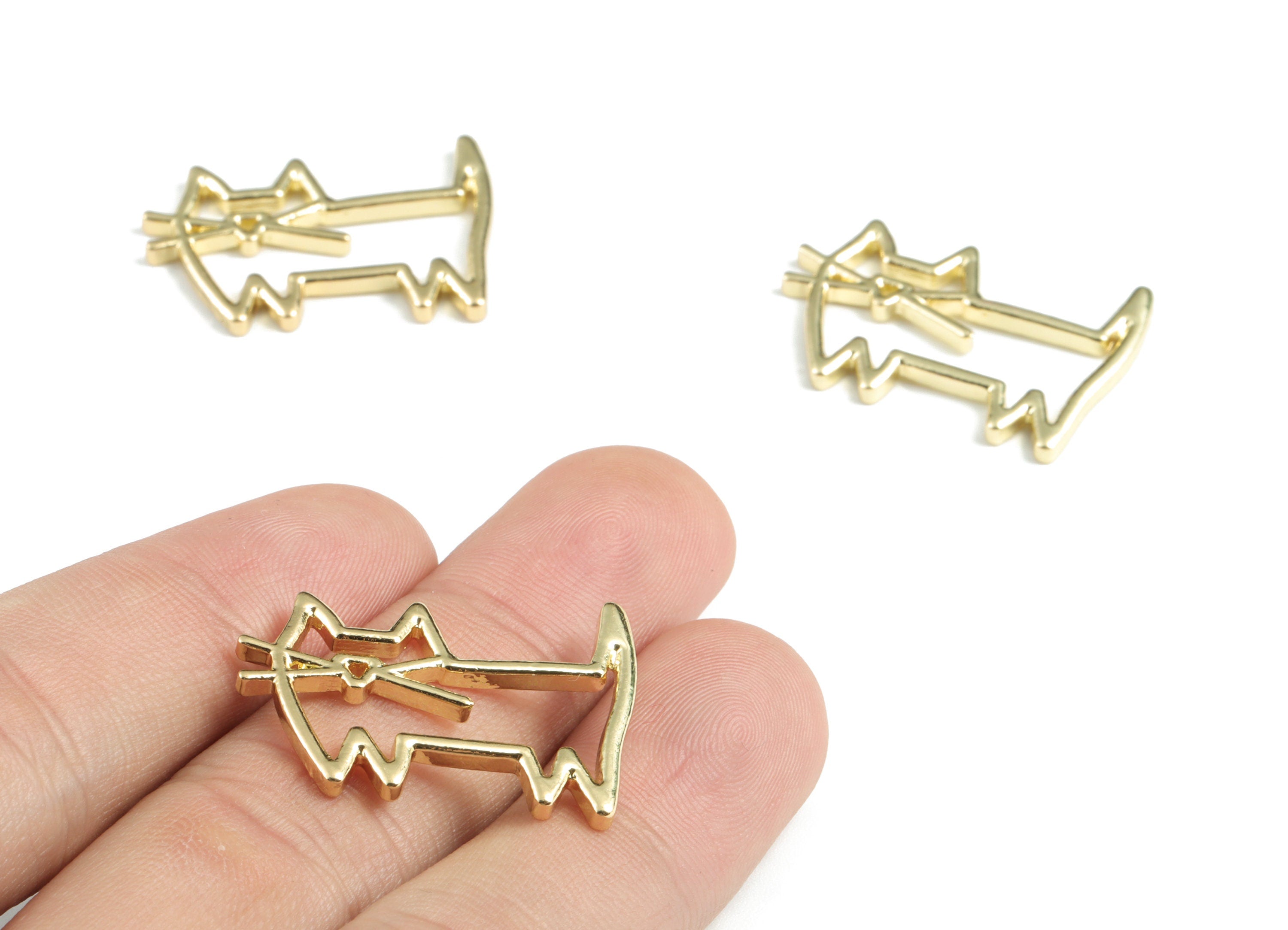 Alloy Cat Earring Charms - Gold Alloy Cat Pendant - Gold Tone Plated Alloy - Jewelry Supplies - 28.56x20.08x1.92mm - ZZ1745G - DOMEDBAZAAR