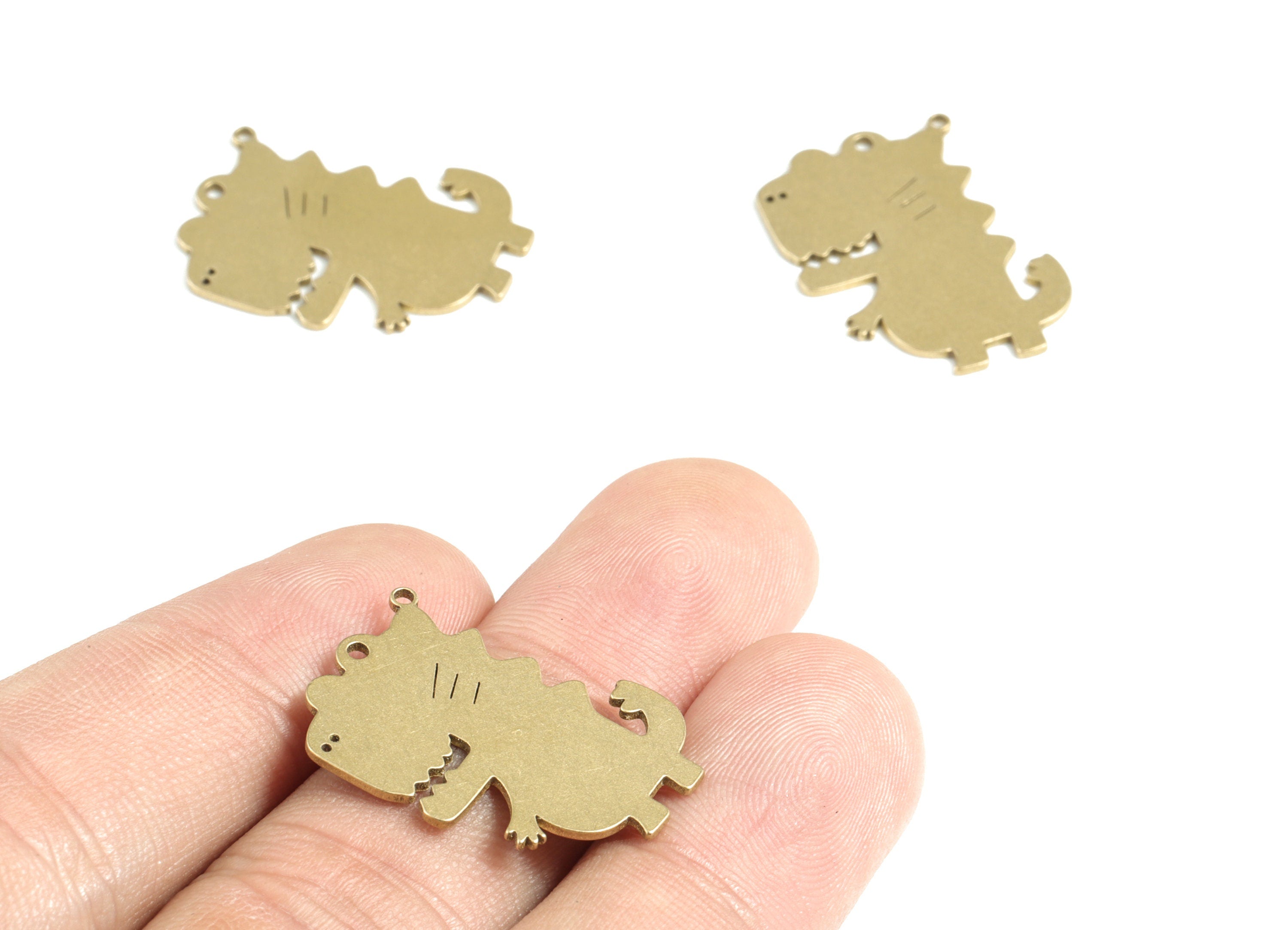 Brass Crocodile Earring Charms - Raw Brass  Alligator Pendant - Earrings Finding - Jewelry Supplies - 24.94x17.76x0.83mm - PPM3128 - DOMEDBAZAAR
