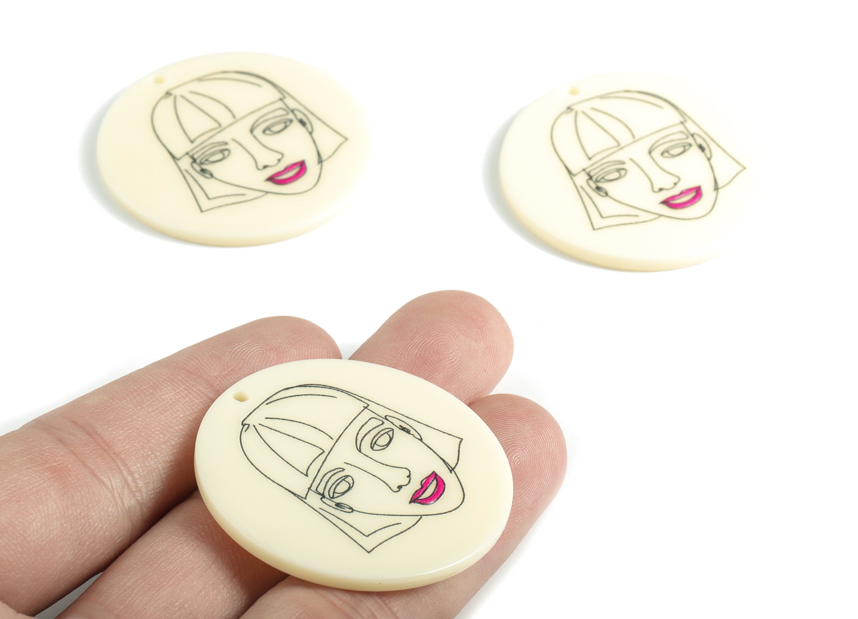 Acrylic Mini Face Earring Charms - Acrylic Face Round Pandant - Earring Findings - Jewelry Supplies - 40.01x40.01x2.47mm - AC2006 - DOMEDBAZAAR