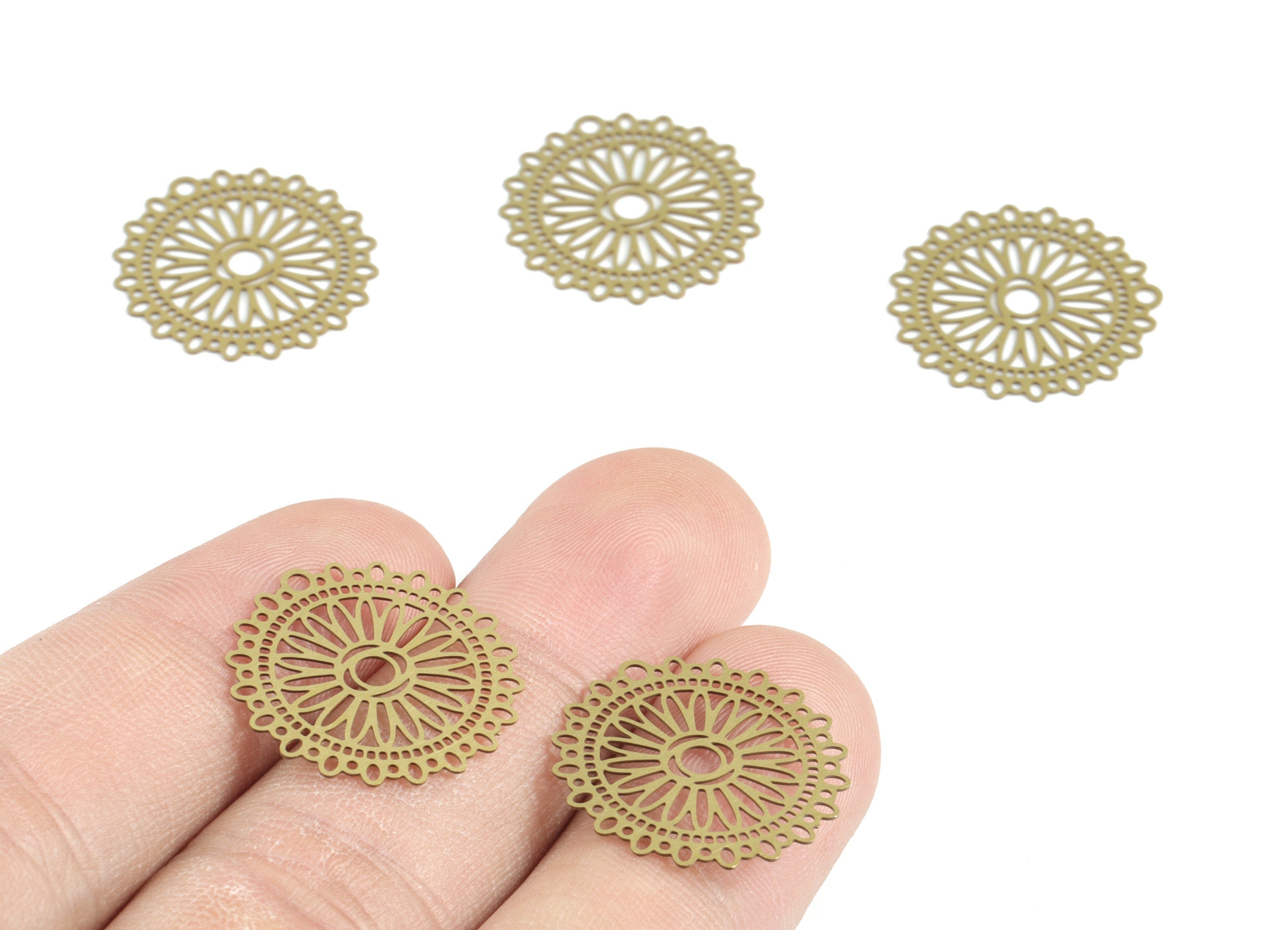 Brass Round Flower Earring Charms - Raw Brass Circle Flower Pendant - Earring Findings - Jewelry Supplies - 20.09x19.77x0.3mm - JJC11762 - DOMEDBAZAAR