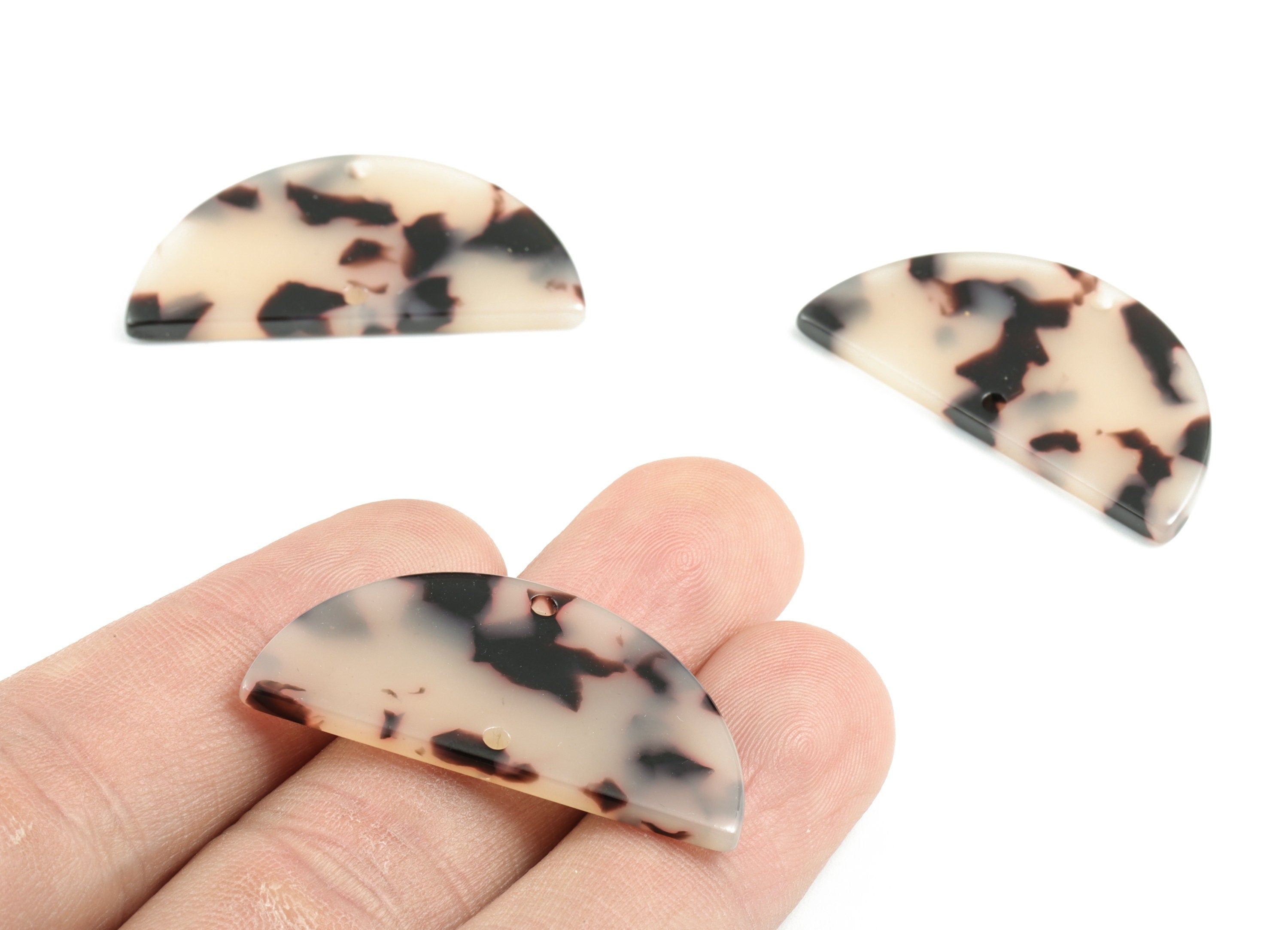 Acetate Semicircle Connector - Half Moon Earrings Blonde Tortoise Shell Earring 2 Holes - Color Code:A07 - 37.42x18.73x2.58mm - AC1794-A07 - DOMEDBAZAAR