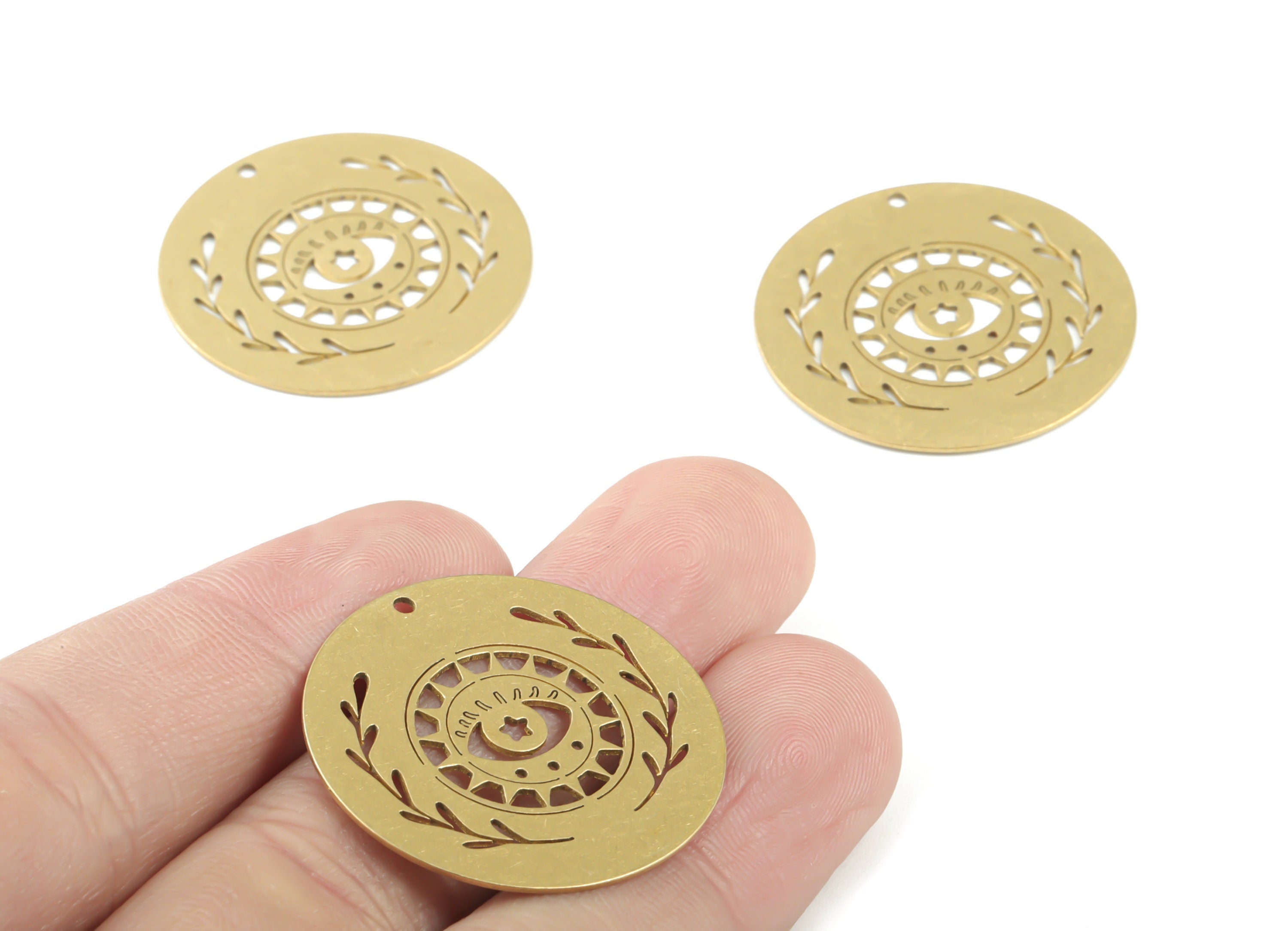 Brass Eye Branch Round Earring Charm - Raw Brass Eyelash Circle Pendant - Earrings Finding - Jewelry Supplies - 30.04x30.04x0.62mm - PPM3277 - DOMEDBAZAAR