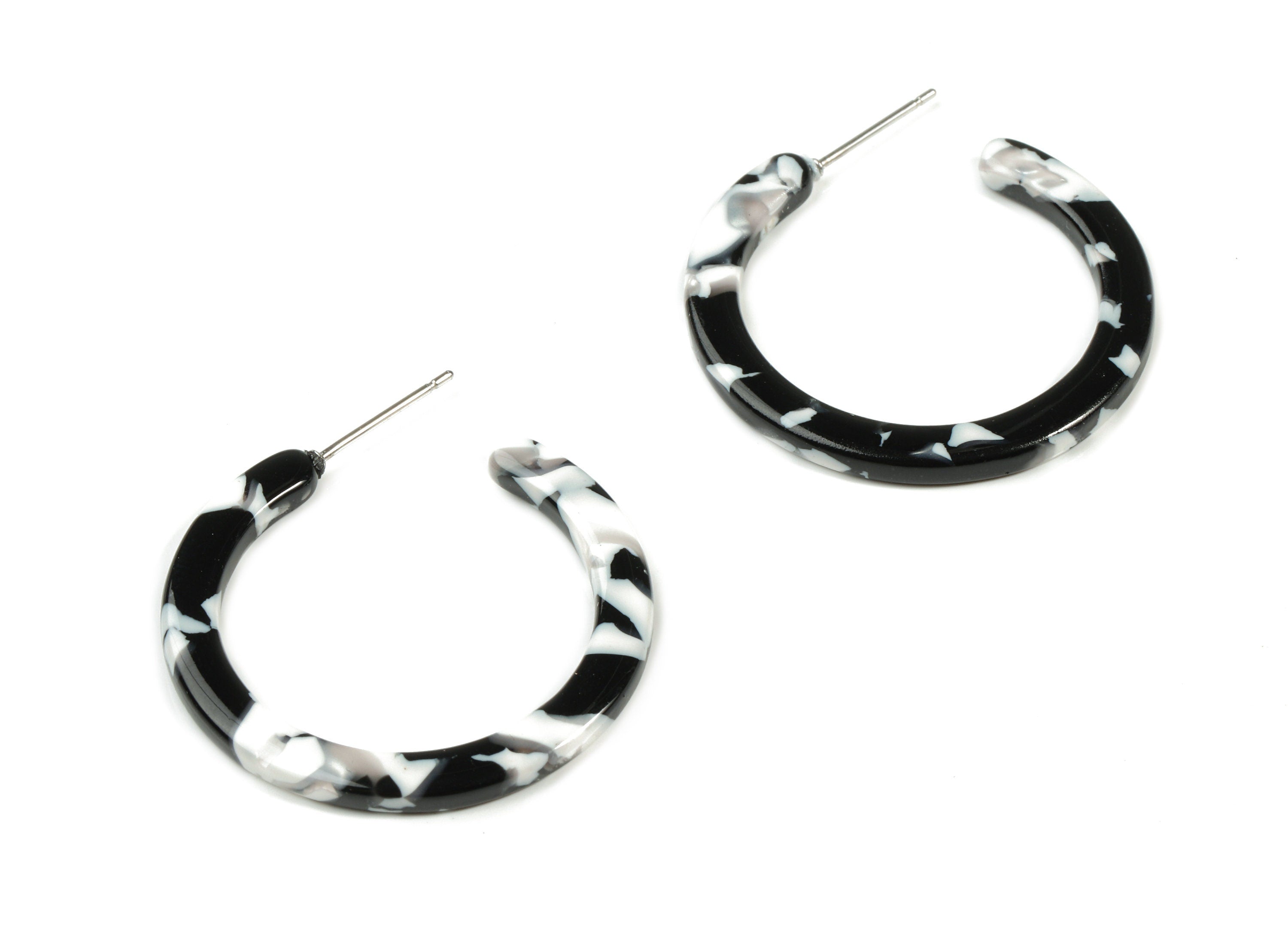 Open Hoop Earrings Stud - 1.2 inch Hoop Earring - Black White Round Earring Post - Color Code: A261 - 31.4x30.7x2.5mm - AC1829-A261 - DOMEDBAZAAR