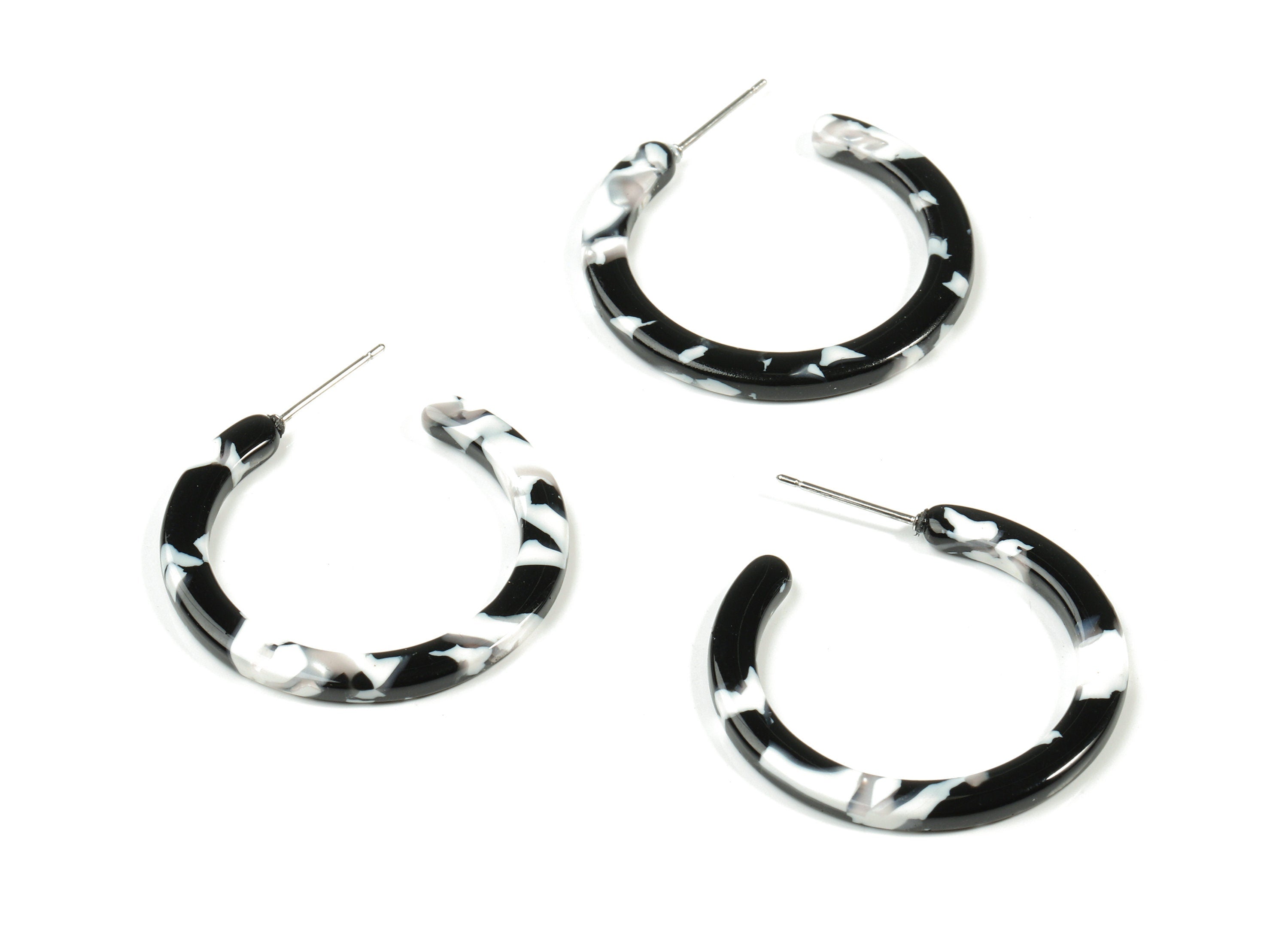 Open Hoop Earrings Stud - 1.2 inch Hoop Earring - Black White Round Earring Post - Color Code: A261 - 31.4x30.7x2.5mm - AC1829-A261 - DOMEDBAZAAR