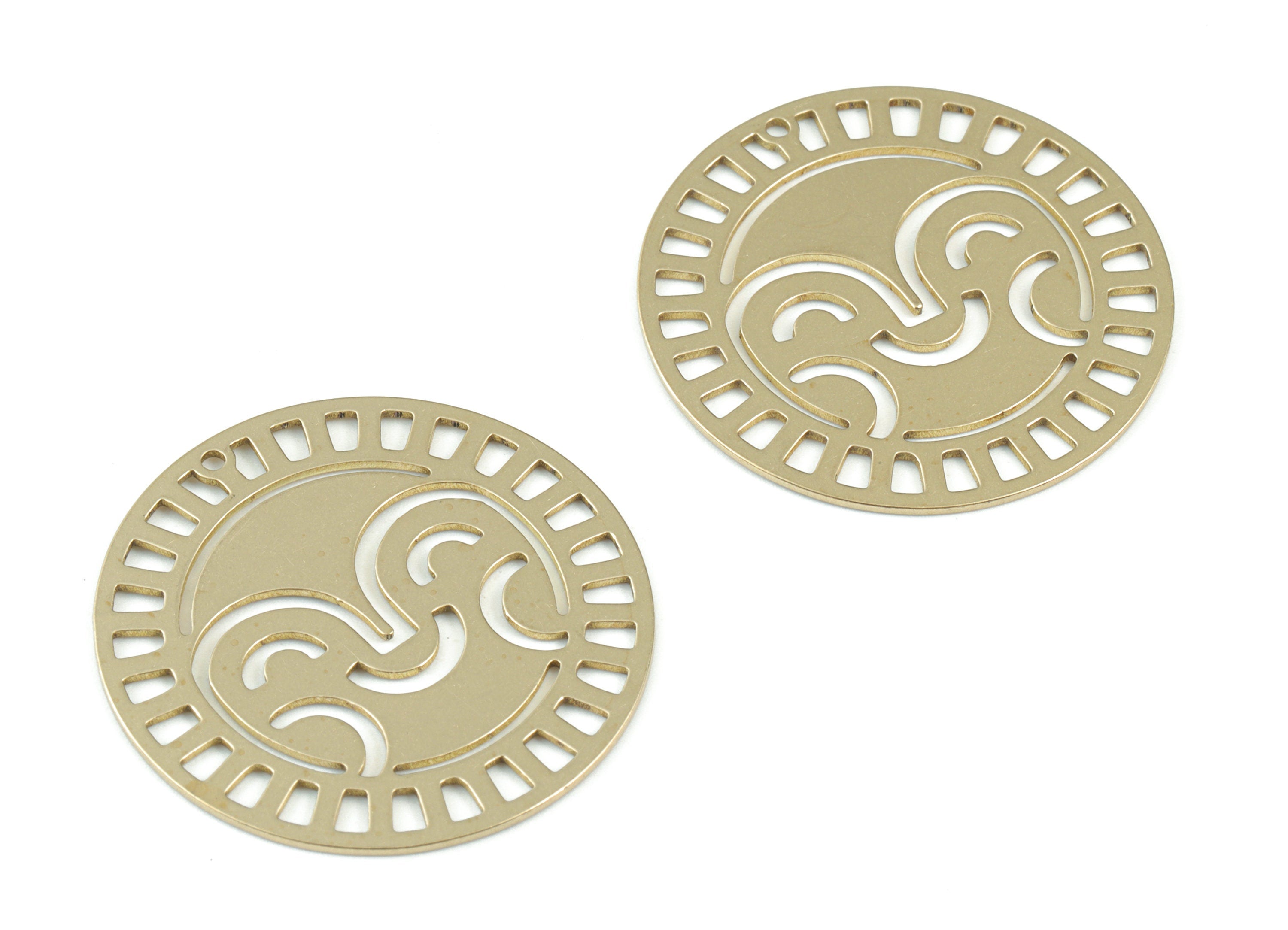 Smiley Sun Face Round Pendant - Raw Brass Sun Circle Face Earring Charms - Jewelry Making Supplies - 30x30 x0.72mm - PPM3601 - DOMEDBAZAAR