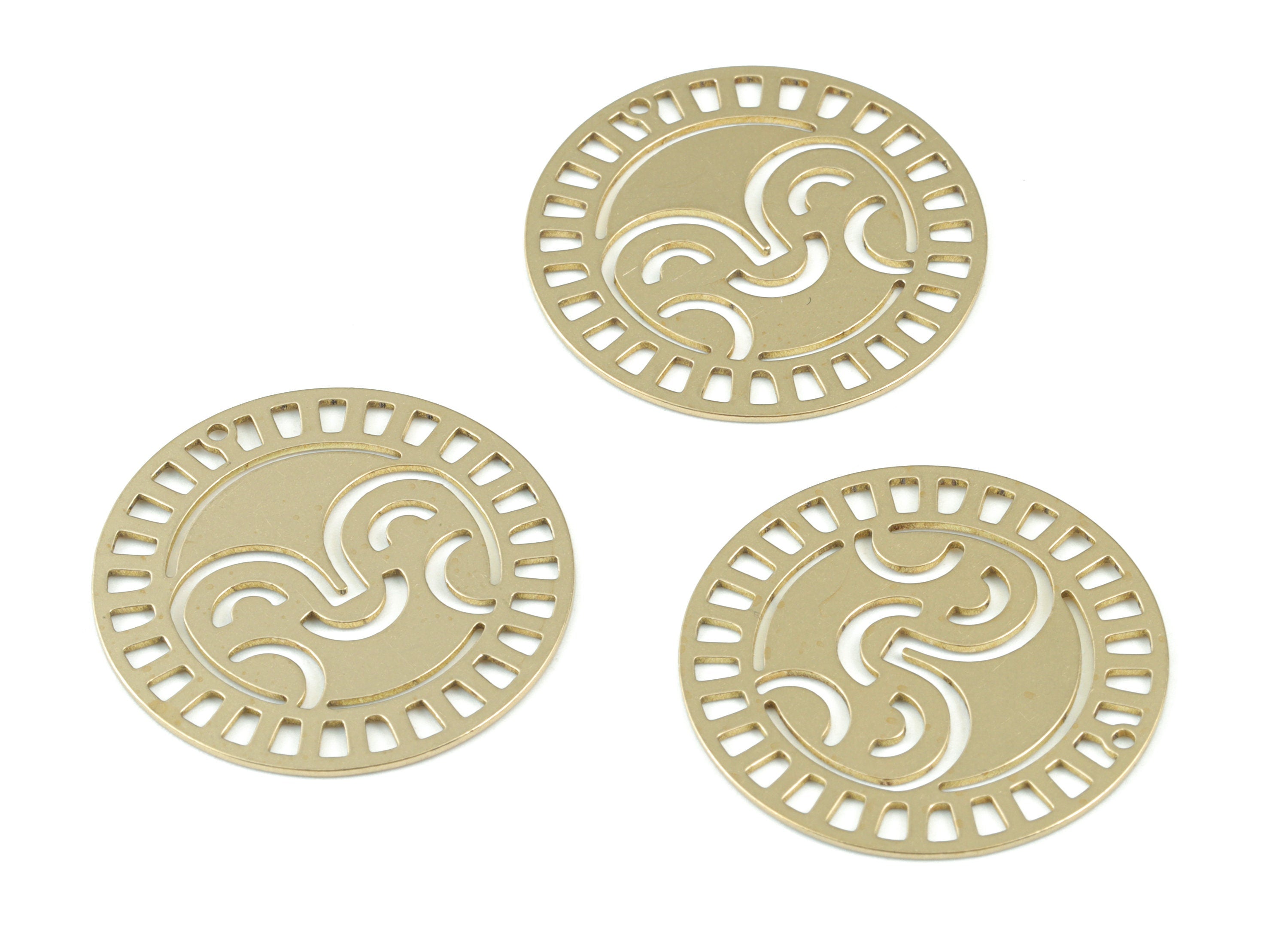 Smiley Sun Face Round Pendant - Raw Brass Sun Circle Face Earring Charms - Jewelry Making Supplies - 30x30 x0.72mm - PPM3601 - DOMEDBAZAAR
