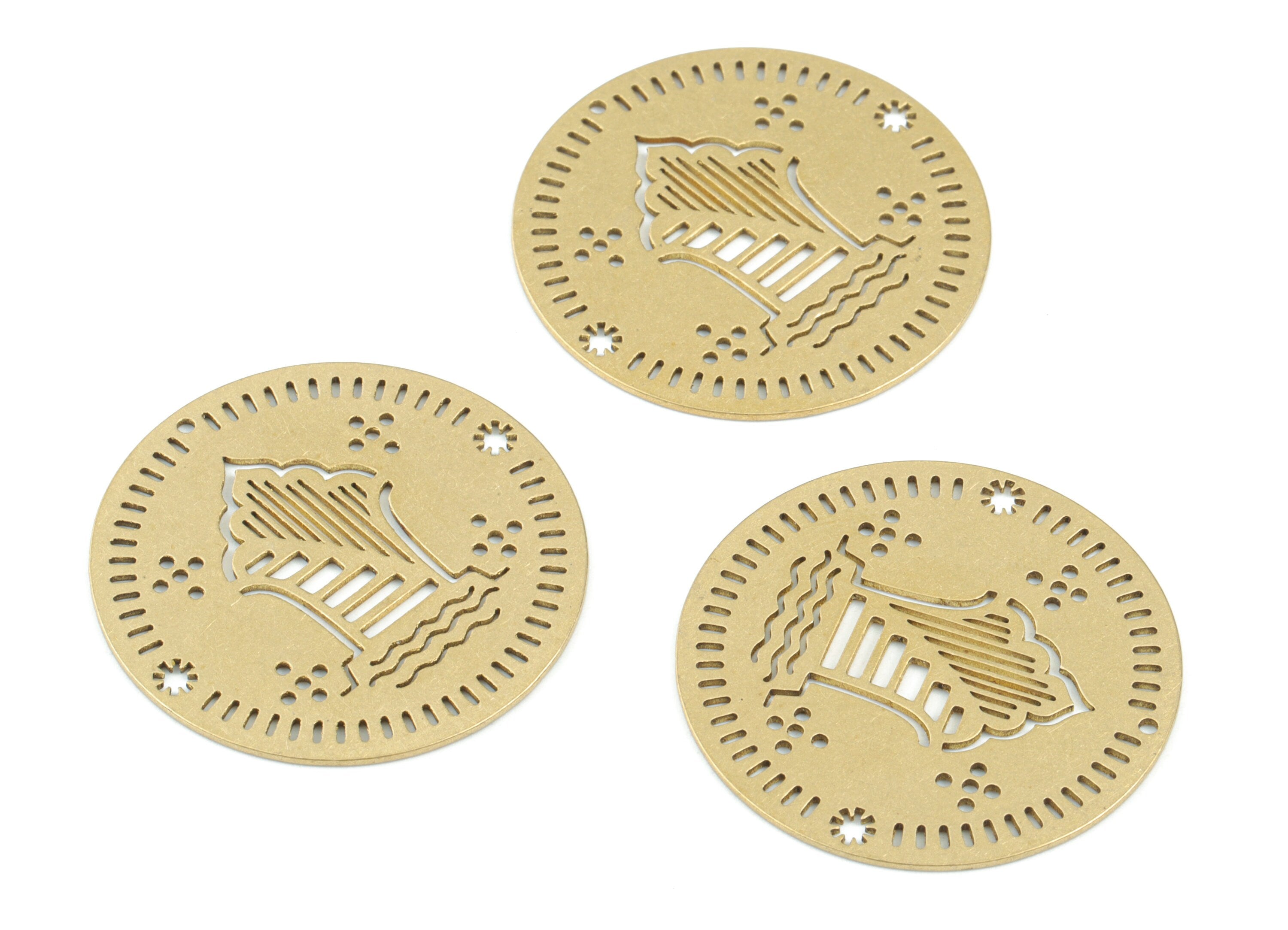 Brass Round Earring Charms - Raw Brass Wavy Circle  Charms - Jewelry Making Supplies - 32x32x0.7mm - PPM3687 - DOMEDBAZAAR