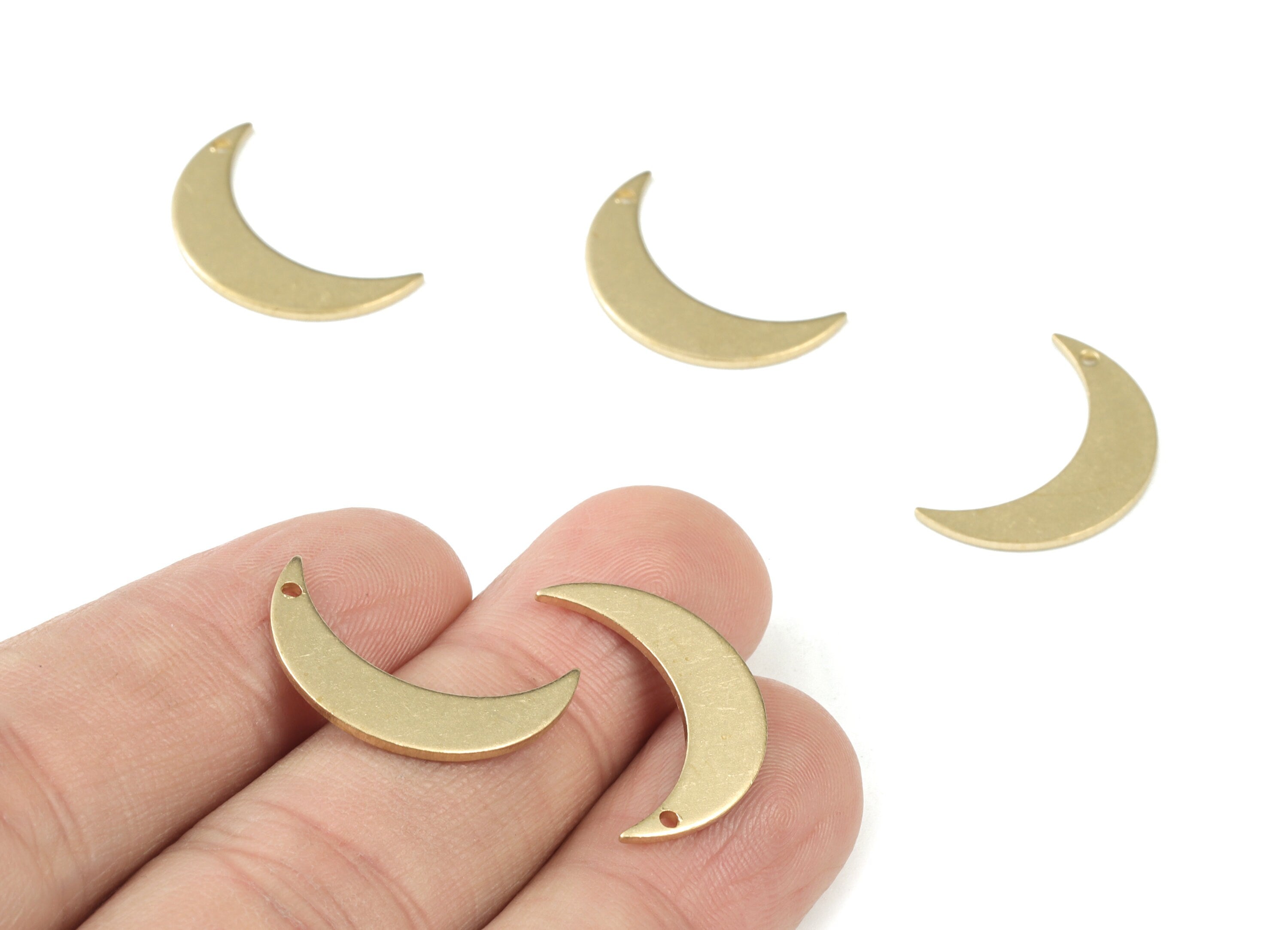 Personalized stamping blank - Brass Crescent Earring Charms - Raw Brass Moon Pendant - Earring Findings - 21x13x1mm - PP3600 - DOMEDBAZAAR