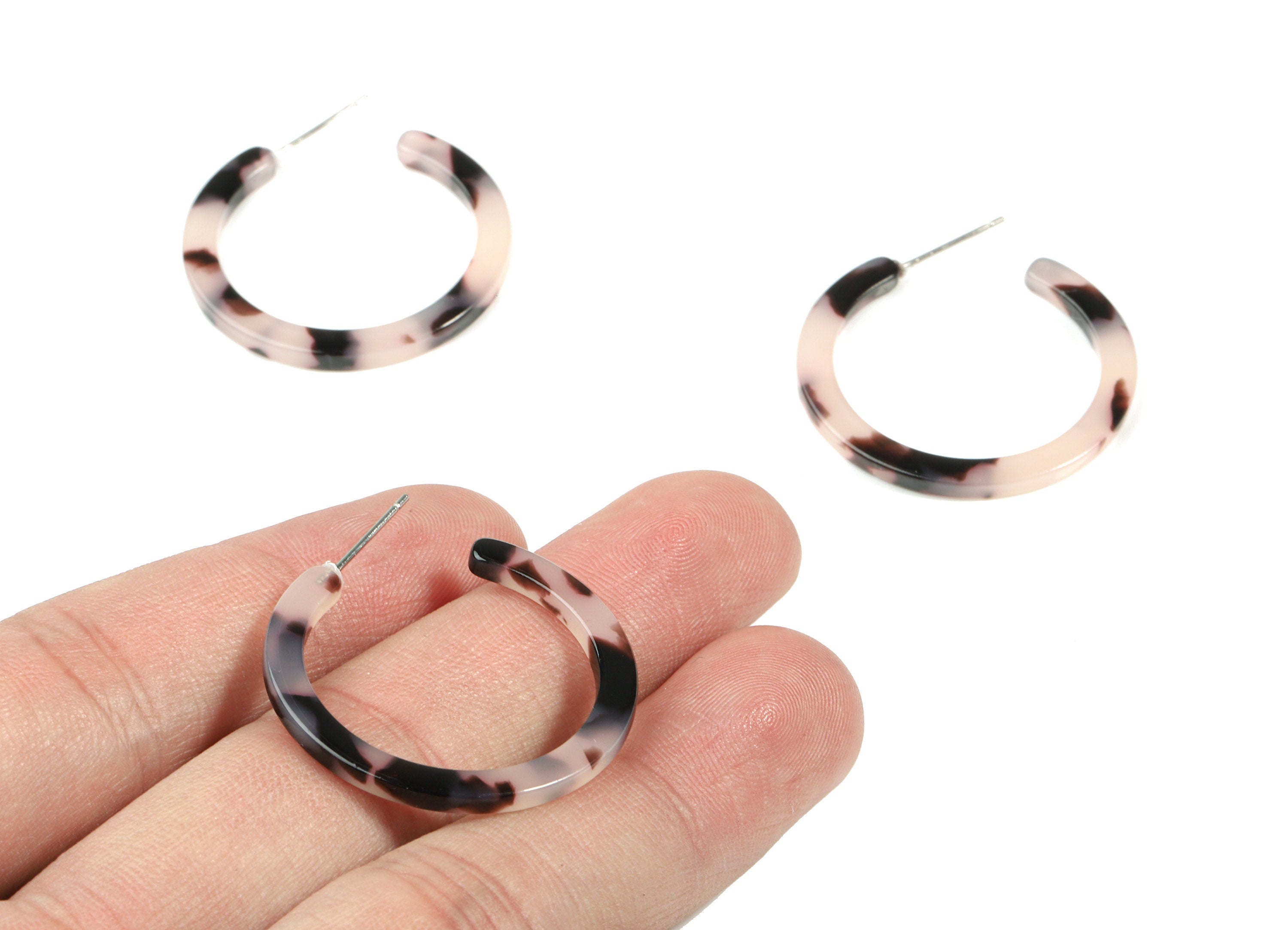 Open Hoop Earrings Stud - 1.2 inch Hoop Earring - Blonde Tortoise Shell Round Earring Post - Color Code: A06 - 31.4x30.7x2.5mm - AC1829-A06 - DOMEDBAZAAR