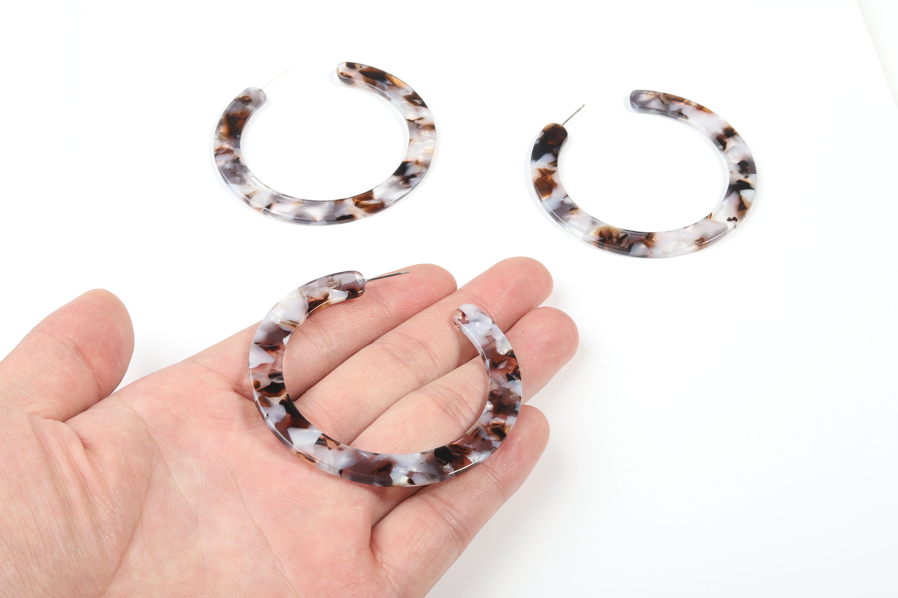 Open Hoop Earrings Stud - 2.5 inch Hoop Earring - Brown Ivory Acetate Round Earring Post - Color Code : A412 - 63.5x2.5mm - AC1572-A412 - DOMEDBAZAAR