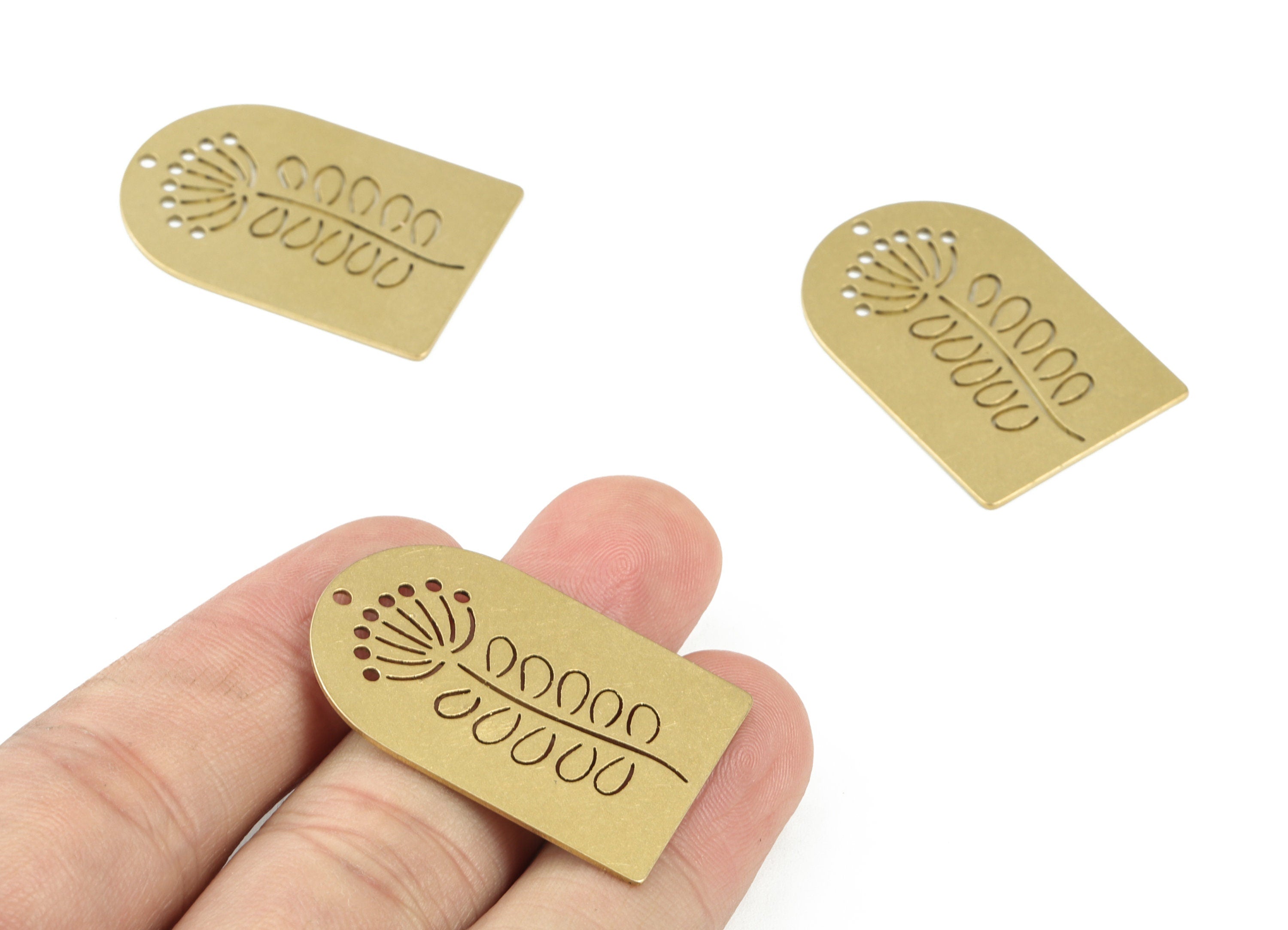 Fossil Flower Pendant - Raw Brass Reliquiae Flower Domed Earring Charms- Earrings Finding - Jewelry Supplies - 35x24x0.75mm - PPM3710 - DOMEDBAZAAR