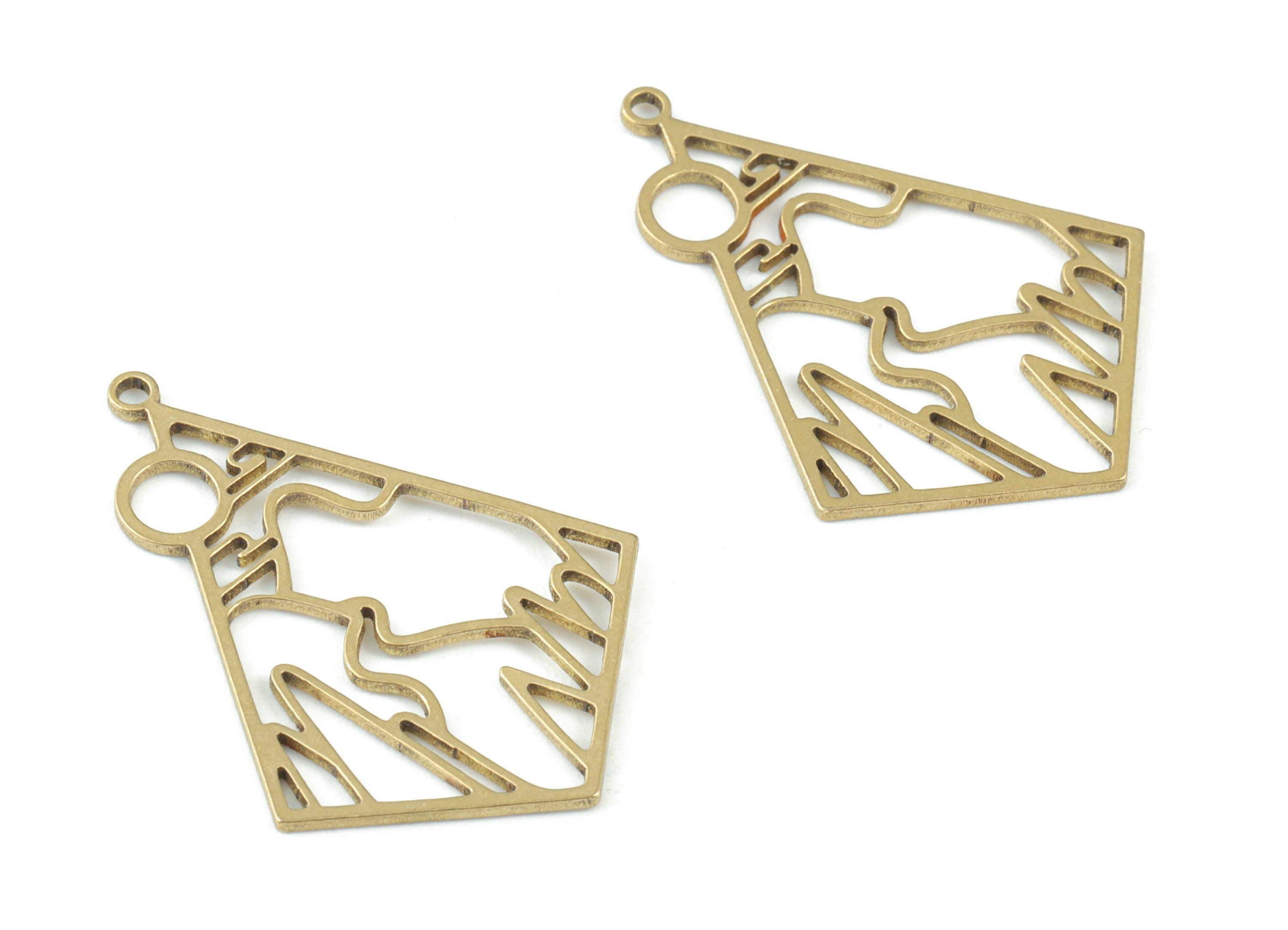 Rhombus Runner Pendant - Raw Brass Rhombus Racer Deltoid Earring Charms - Jewelry Making Supplies - 31x22x08mm - PPM3621 - DOMEDBAZAAR
