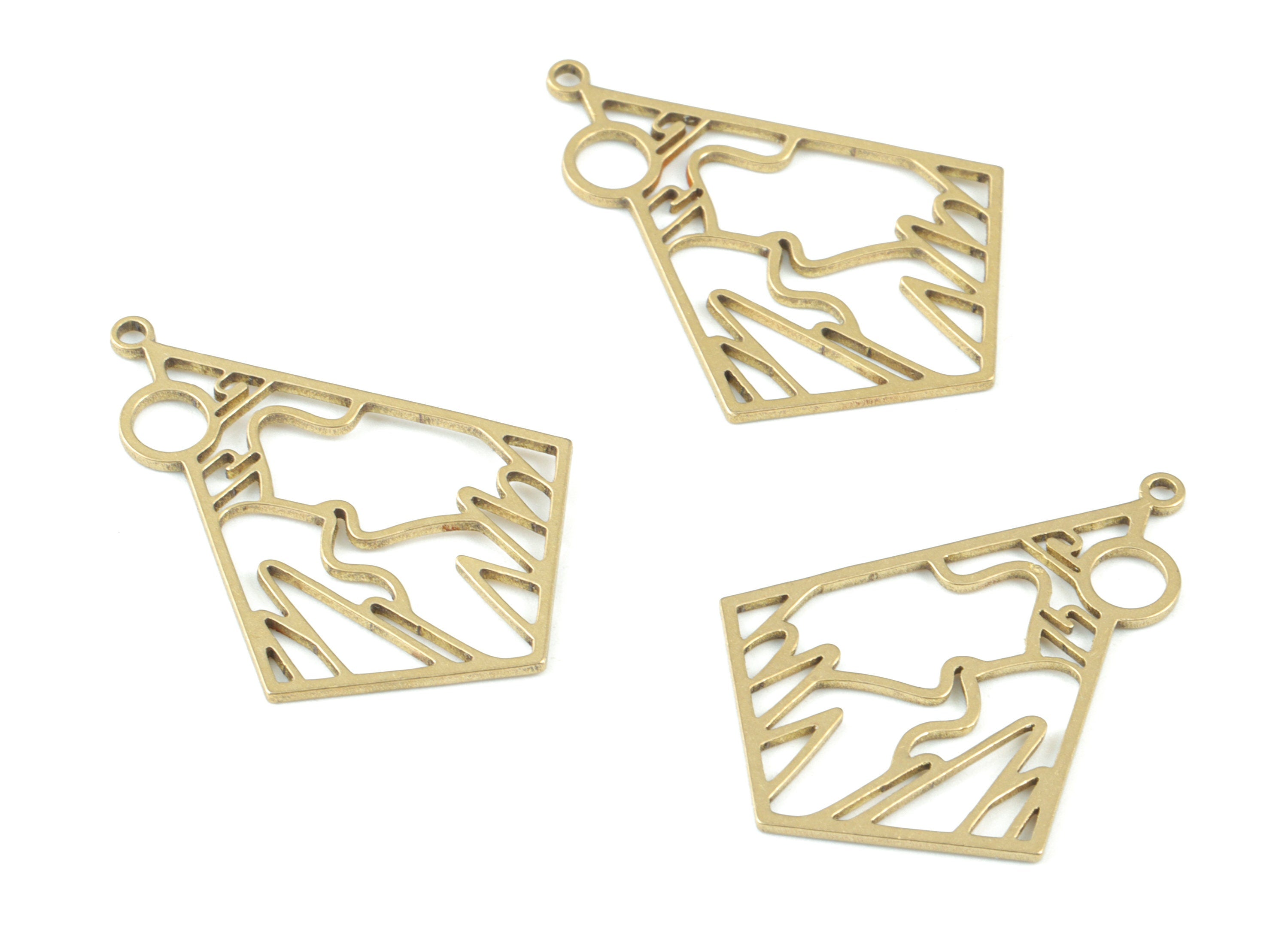 Rhombus Runner Pendant - Raw Brass Rhombus Racer Deltoid Earring Charms - Jewelry Making Supplies - 31x22x08mm - PPM3621 - DOMEDBAZAAR