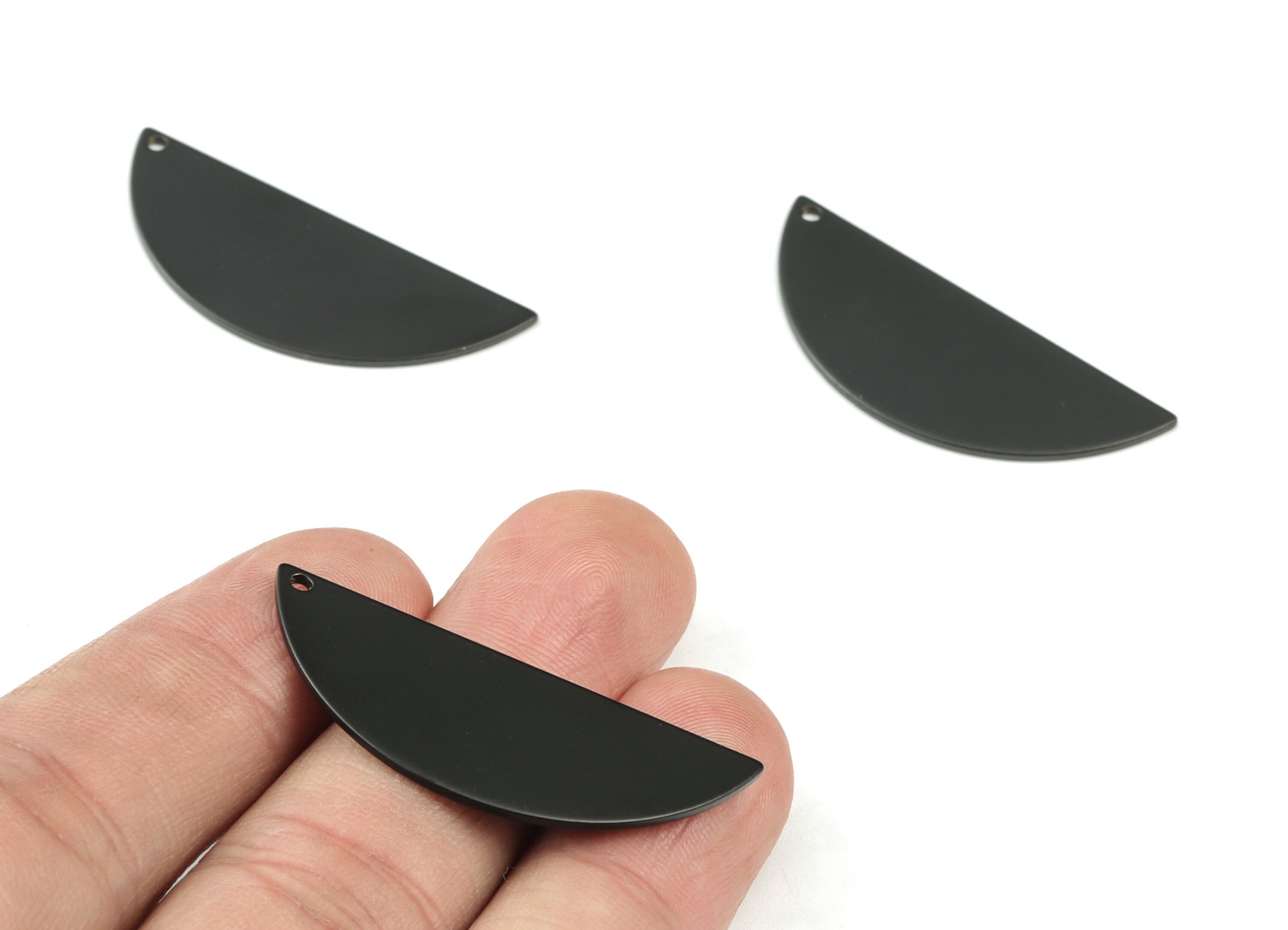 Personalized stamping blank - Brass Black Half Moon Earring Charms - Black Semicircle Pendant - Earring Findings - 39x15.49x1.02mm - PP3551B - DOMEDBAZAAR