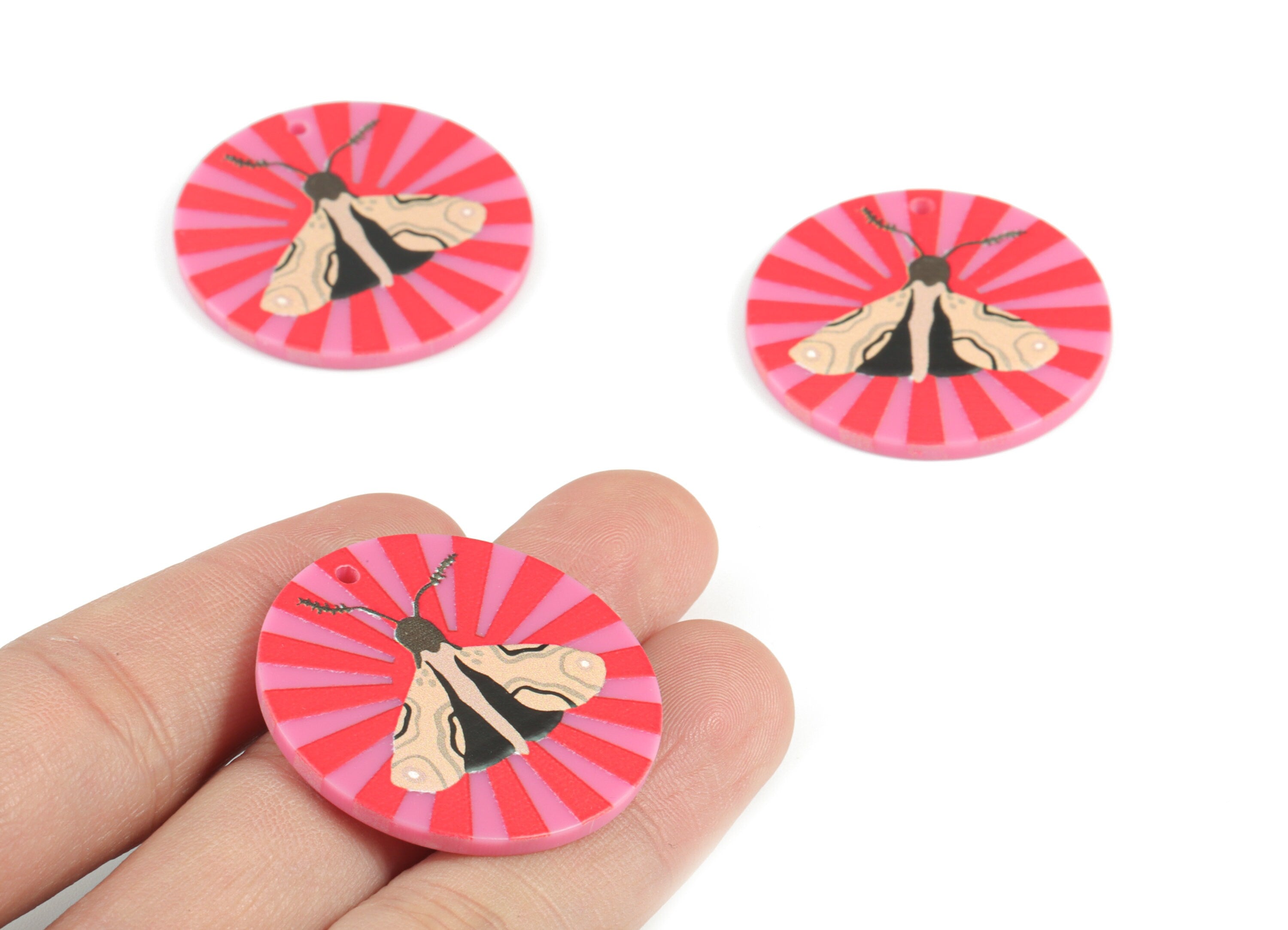 Acrylic Moth Round Earring Charms - Acrylic Moth Circle Pendant - Earring Finding - Jewelry Supplies - 34.62x34.74x2.38mm - AC2091A - DOMEDBAZAAR