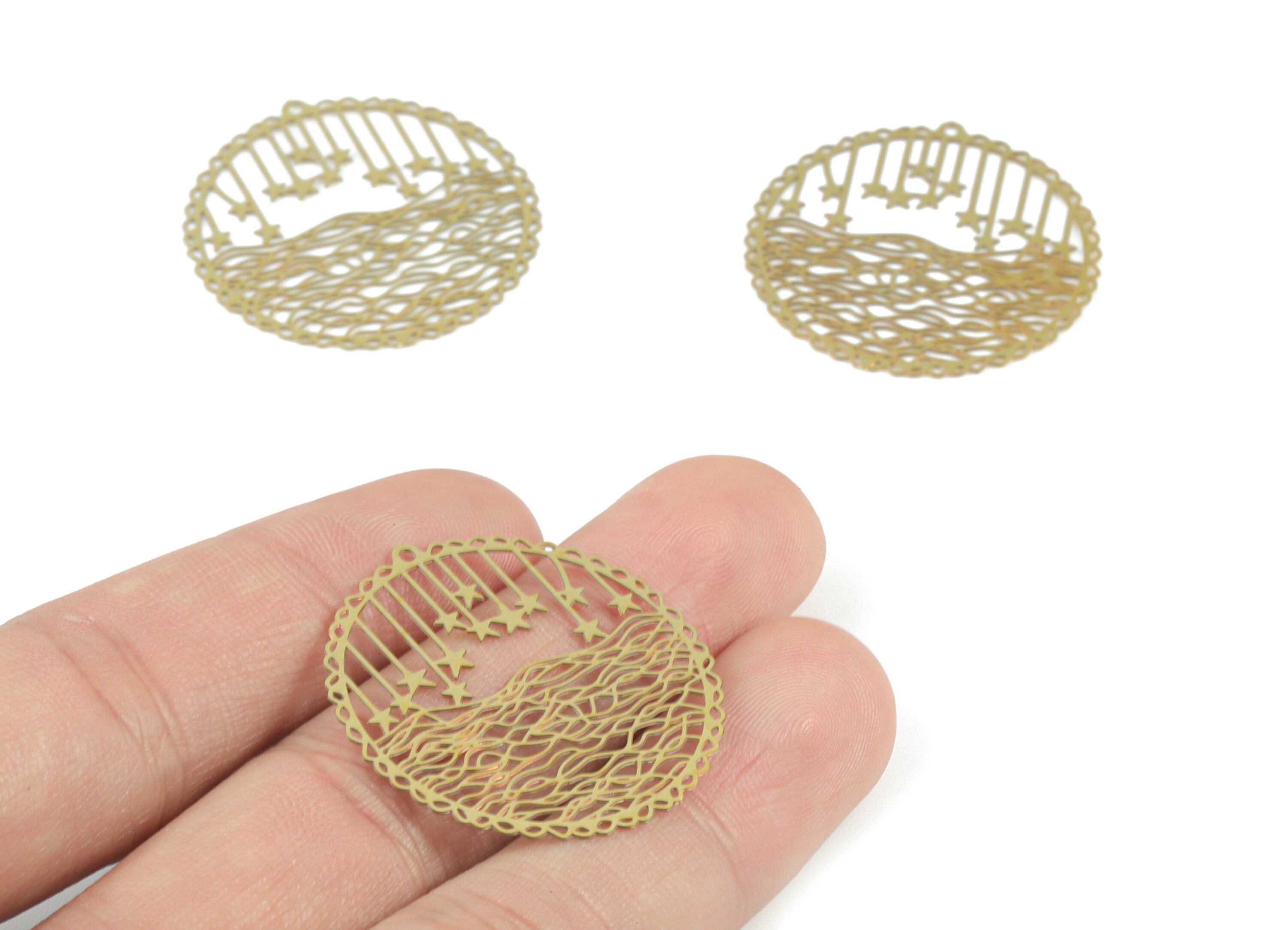 Brass Round Star Pendant - Raw Brass Stars Earring Charms - Earring Findings - Jewelry Supplies - 32.47x31.53x0.27mm - JJB6498 - DOMEDBAZAAR