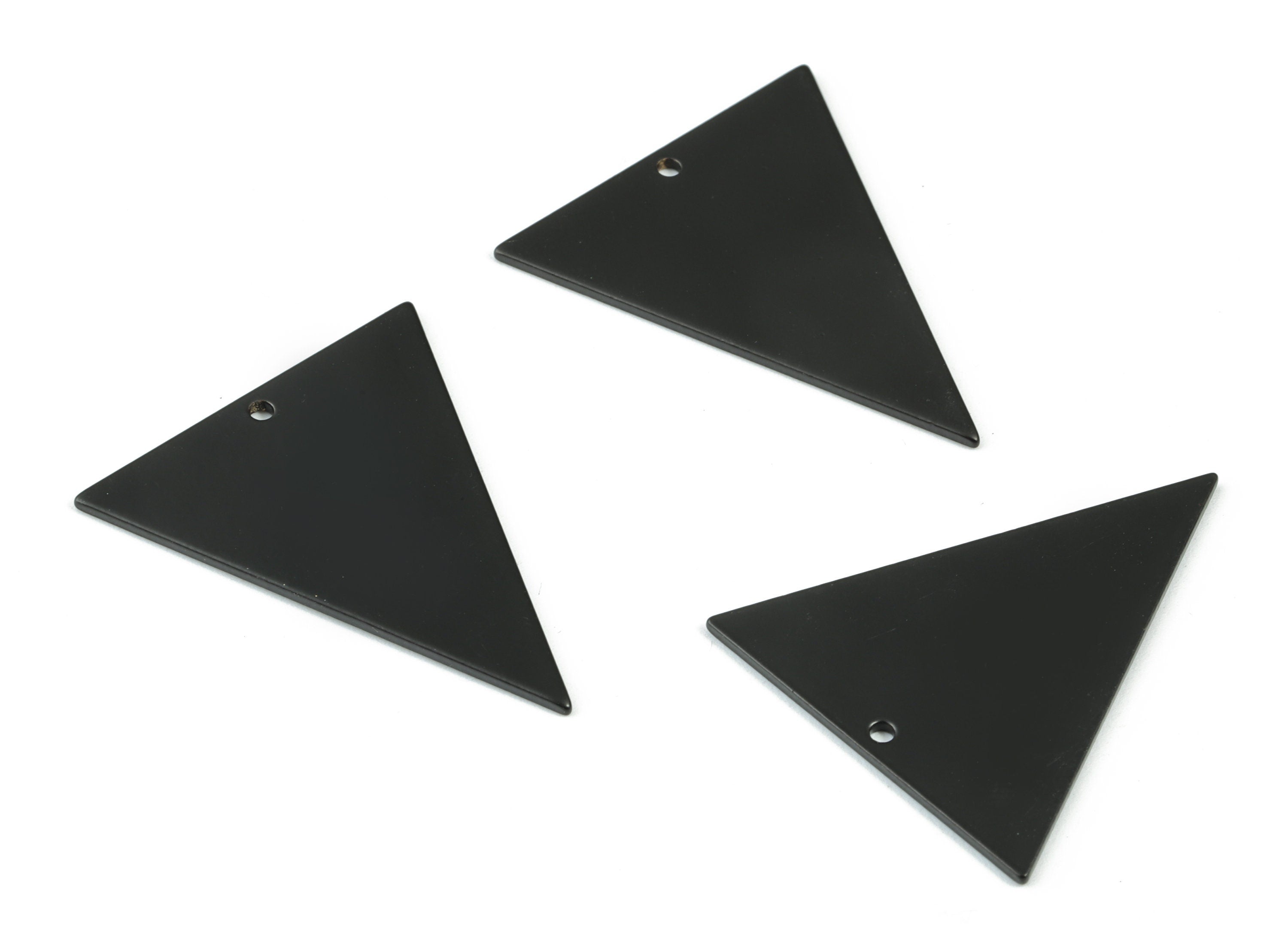 Personalized stamping blank - Black Triangles Pendant - Matte Black Brass Triangle Earring Charms   - 31.68x26.78x1.04mm - PP2121B - DOMEDBAZAAR