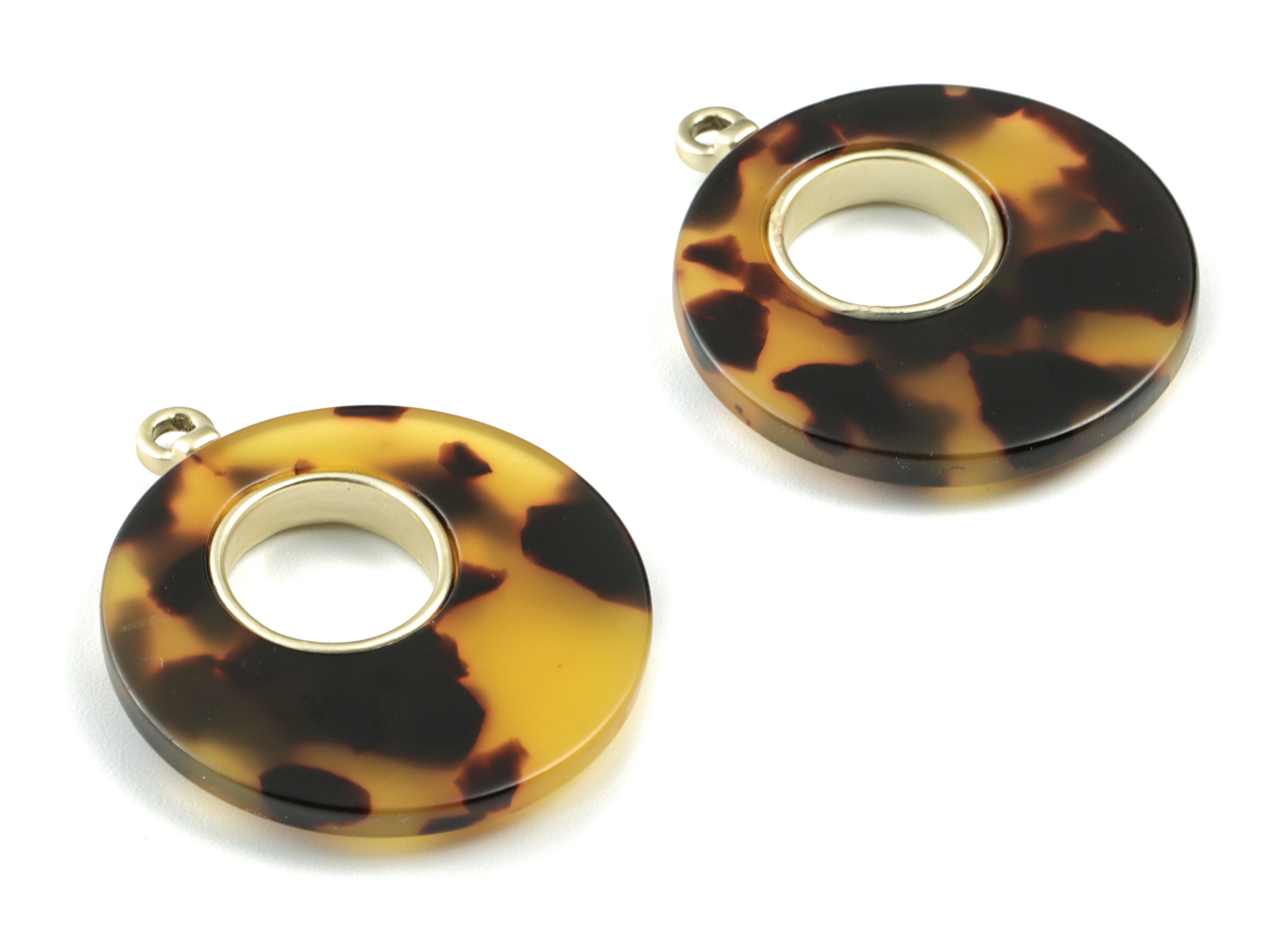Acetate Alloy Round Earring Charm - Matte Gold Alloy Tortoise Shell Charms - Tortoise Shell Circle Pendant - 33.2x28.7x4.5mm - AC1186-A02MG - DOMEDBAZAAR