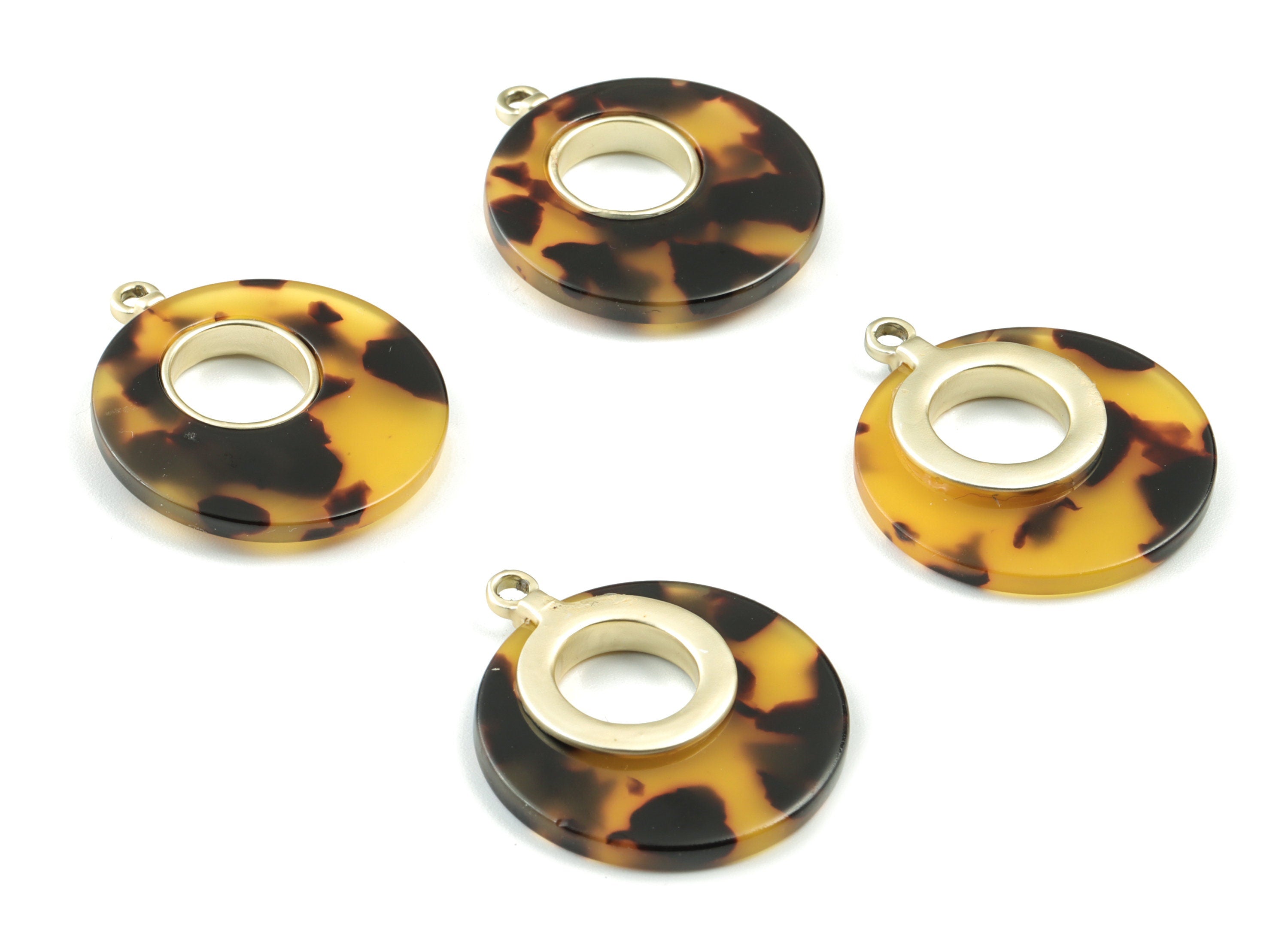 Acetate Alloy Round Earring Charm - Matte Gold Alloy Tortoise Shell Charms - Tortoise Shell Circle Pendant - 33.2x28.7x4.5mm - AC1186-A02MG - DOMEDBAZAAR