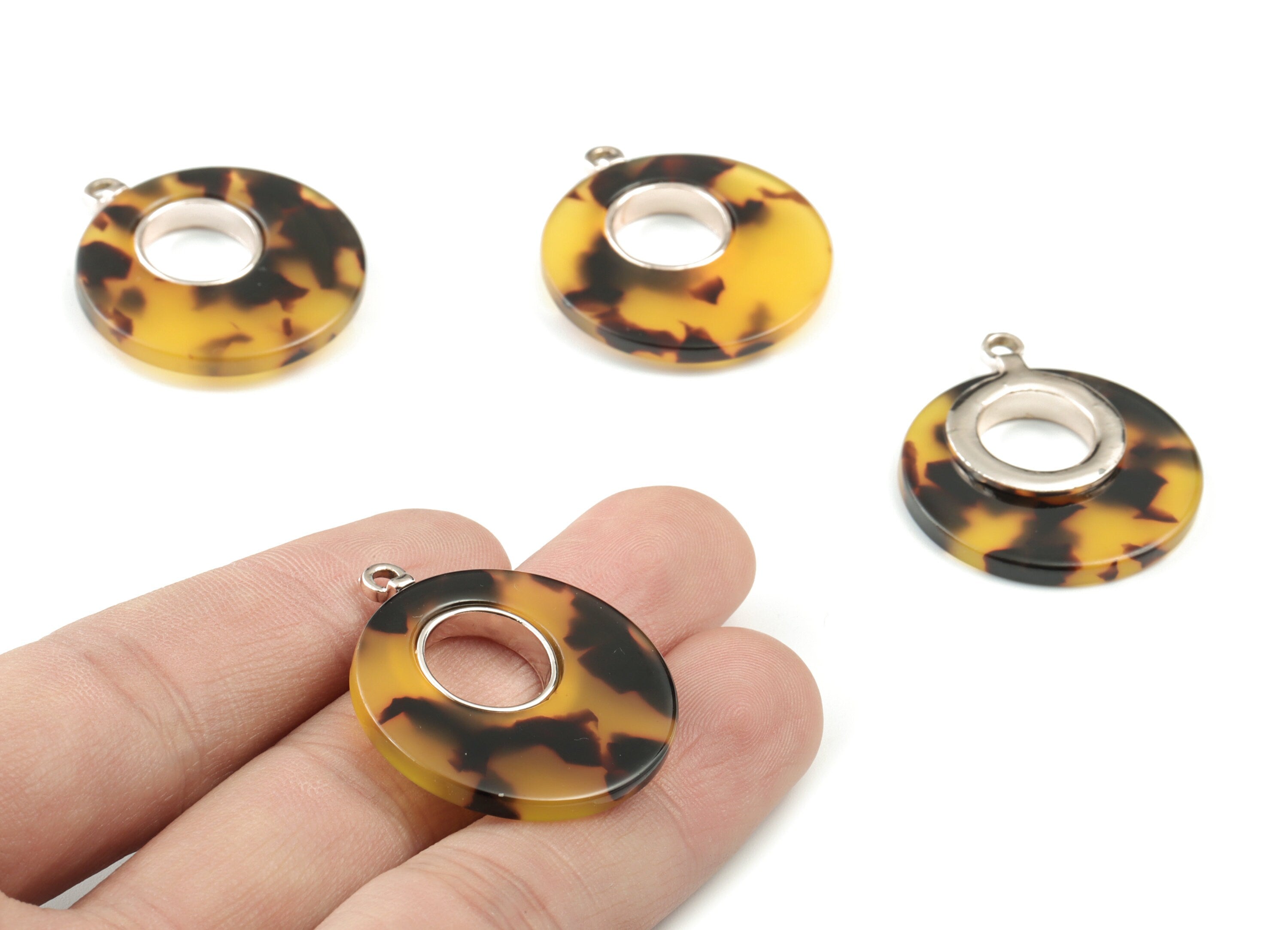 Acetate Alloy Round Earring Charm - Rose Alloy Tortoise Shell Charms - Tortoise Shell Circle Pendant - 33.15x28.74x4.5mm - AC1186-A02R - DOMEDBAZAAR