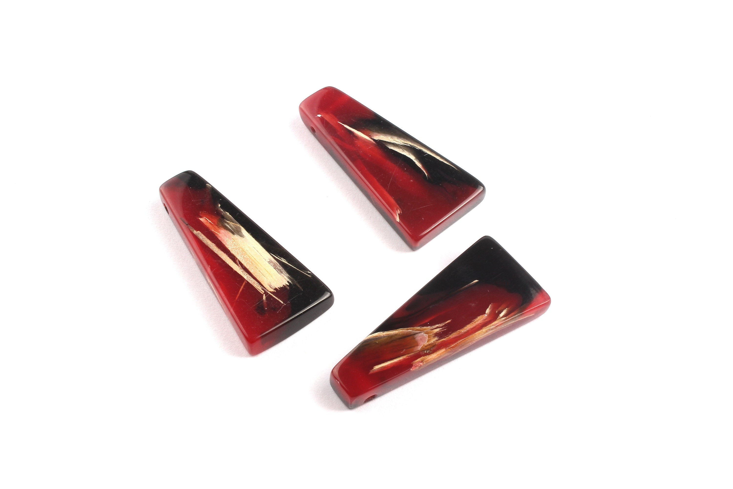 Epoxy Oak Bark Wood Pendant - Oak Bark Epoxy - Black and Red Mix Epoxy Pendant -46.1x21.6x6.76mm - BB1041C - DOMEDBAZAAR