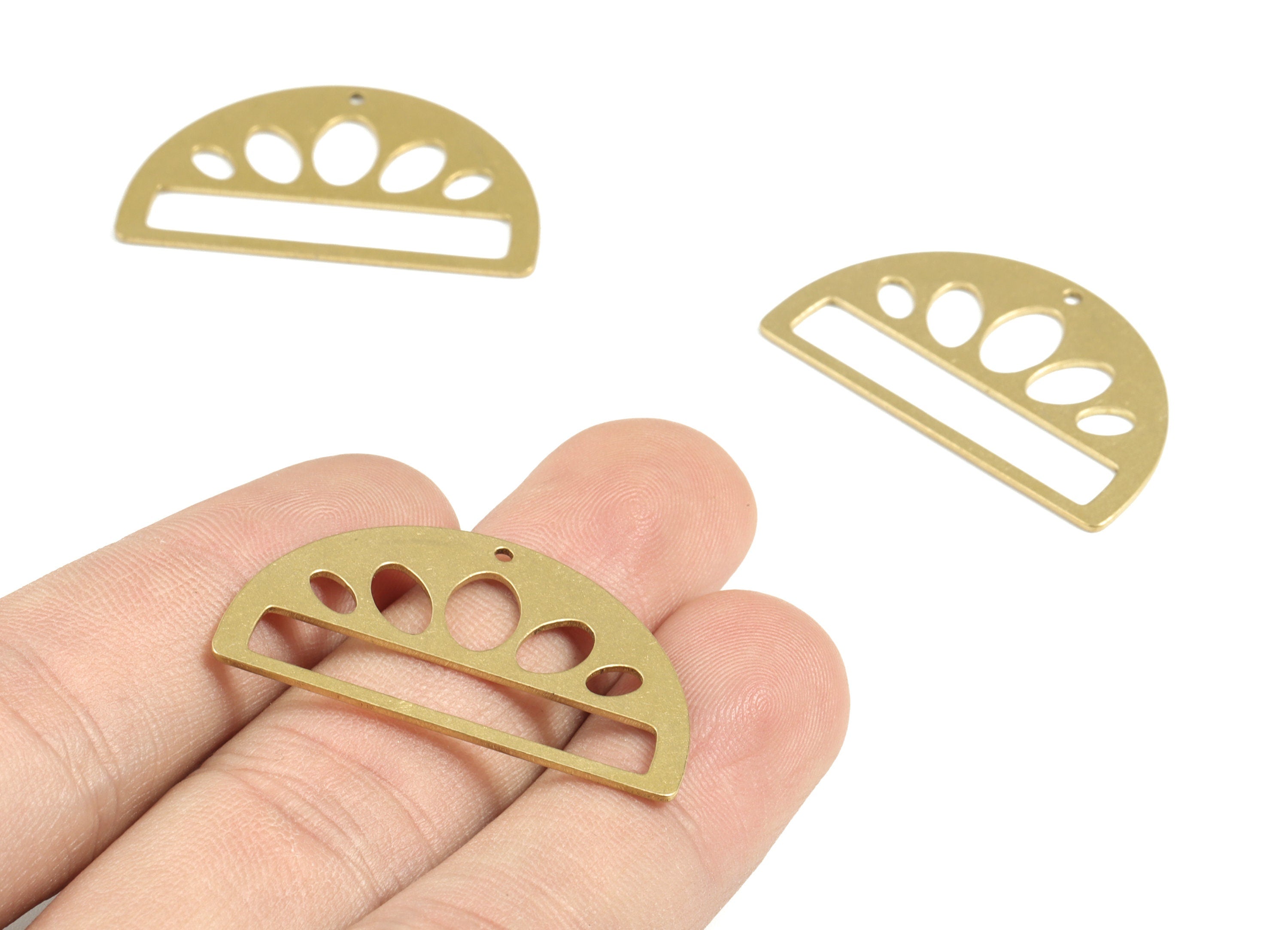 HALF MOON Earring Connector - Raw Brass Semi Circle Charm - Pendant Findings - DIY Jewelry Making Supplies - 34.97X20.66X0.76 mm - PPM3065 - DOMEDBAZAAR