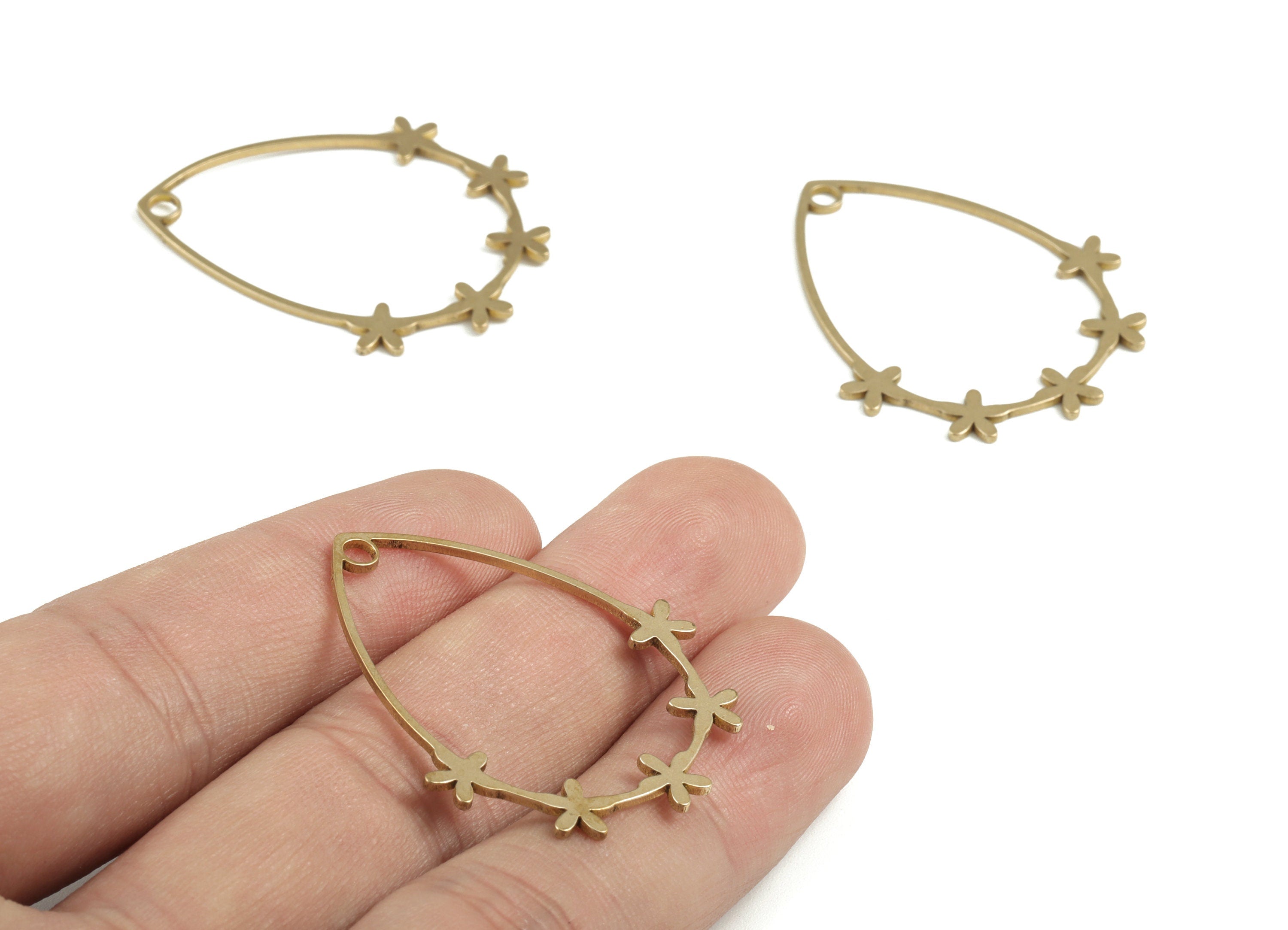Brass Drop Star Earring Charms - Raw Brass Drop Star Pendant - Dangle Earring Charm- DIY Jewelry Supplies - 38.08x31.77x0.92mm - PP3755 - DOMEDBAZAAR