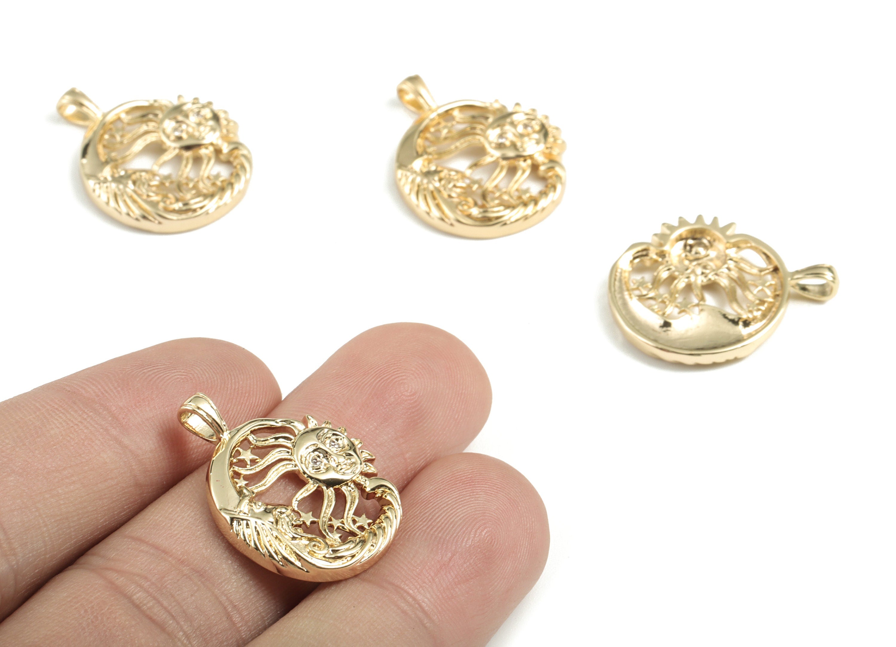 Brass Smiley Face Sun Star Earring Charms With Zircon - Gold Round Pendant - 18K Real Gold Plated Brass - 24.89x20.28x2.97mm - RGP2762 - DOMEDBAZAAR
