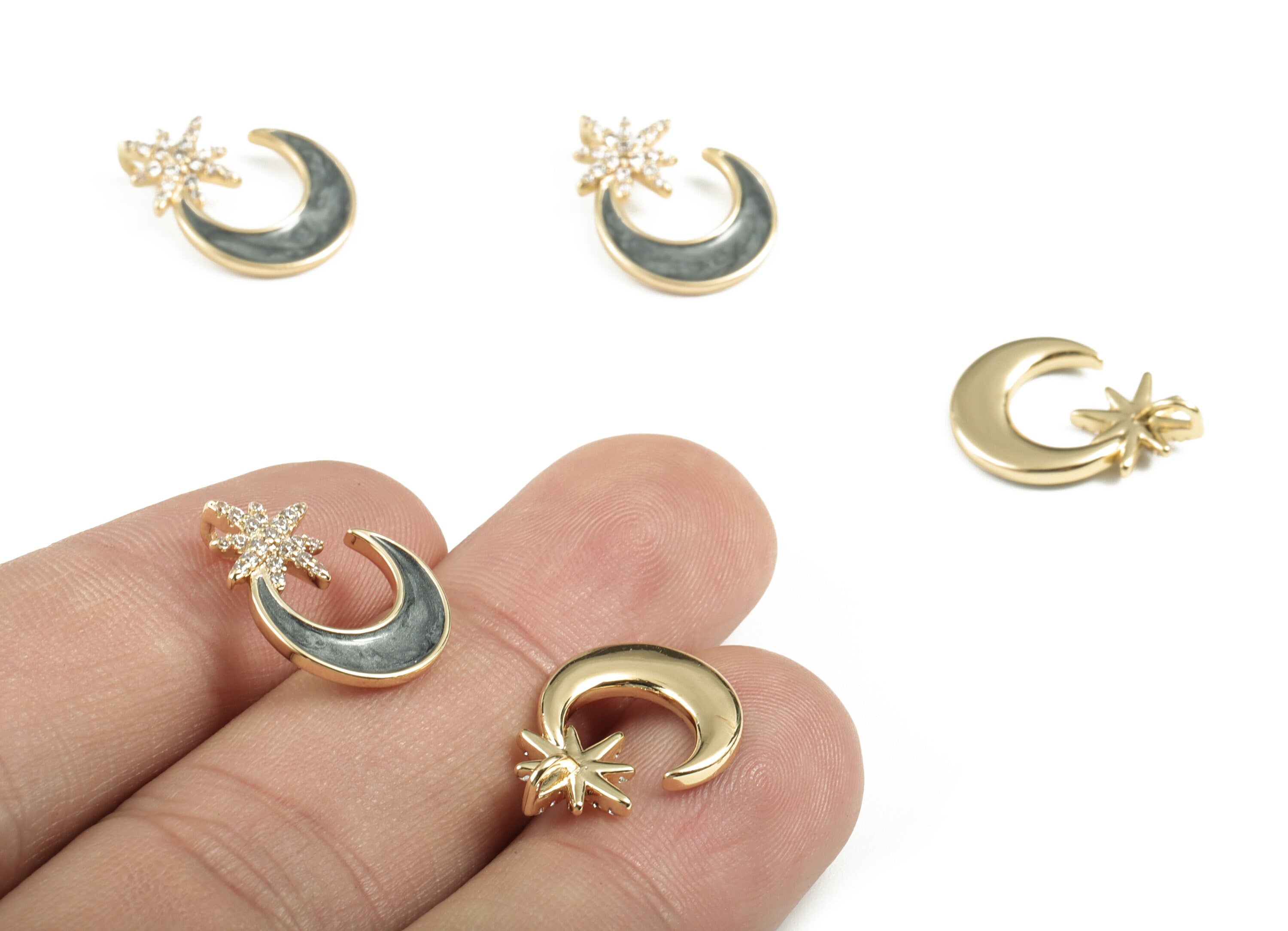 Brass Star Moon Earring Charms With Enamel - Gold Star Moon Pendant - 18K Real Gold Plated Brass - 17.55x12.85x2.09mm - RGP2780 - DOMEDBAZAAR