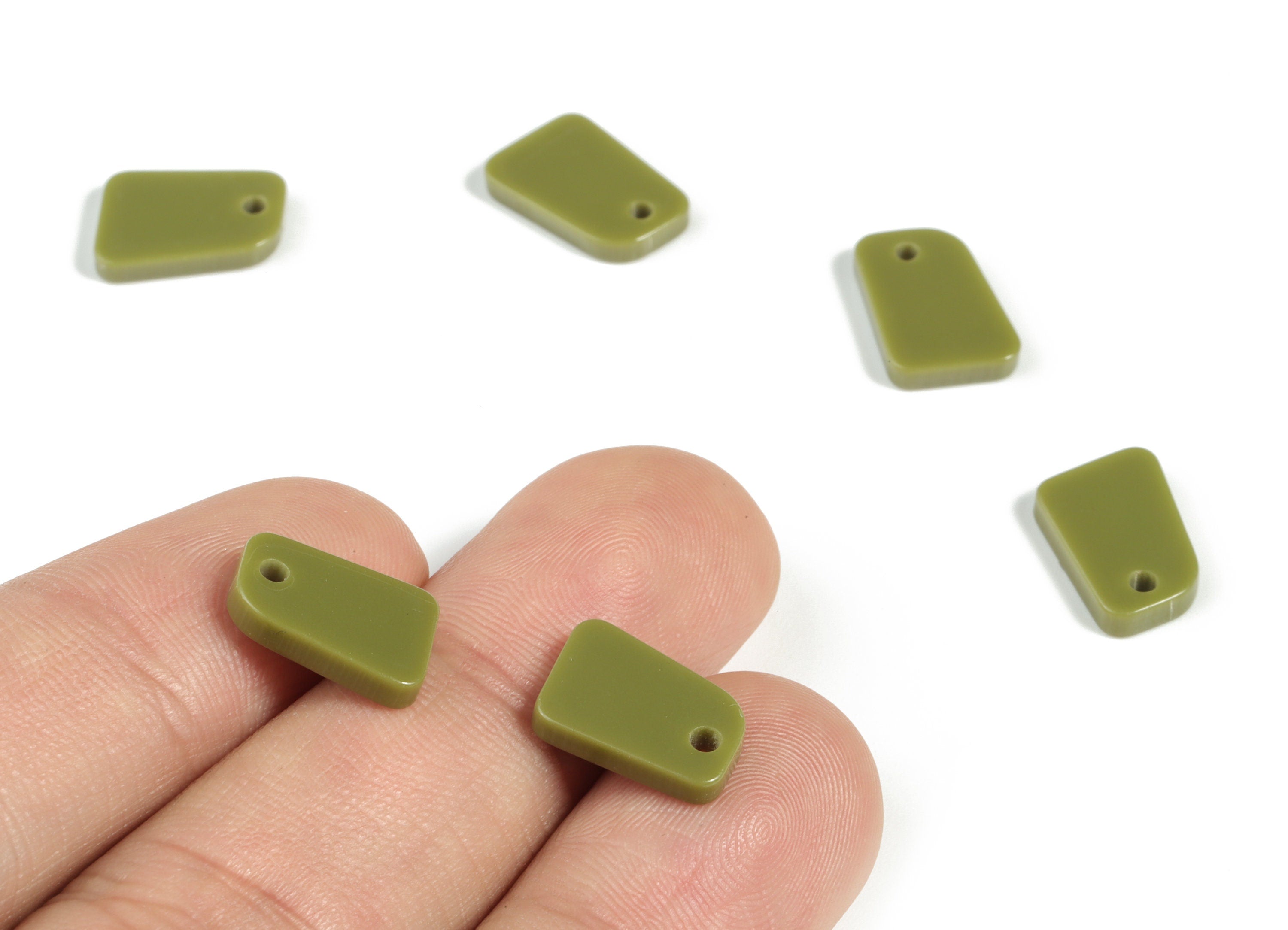 Acrylic Geometry Earring Charms - Acrylic Green Geometry Pendant - Jewelry Supplies - Color Code:A263 - 12.1x8.51x2.13mm - AC2185-A263 - DOMEDBAZAAR