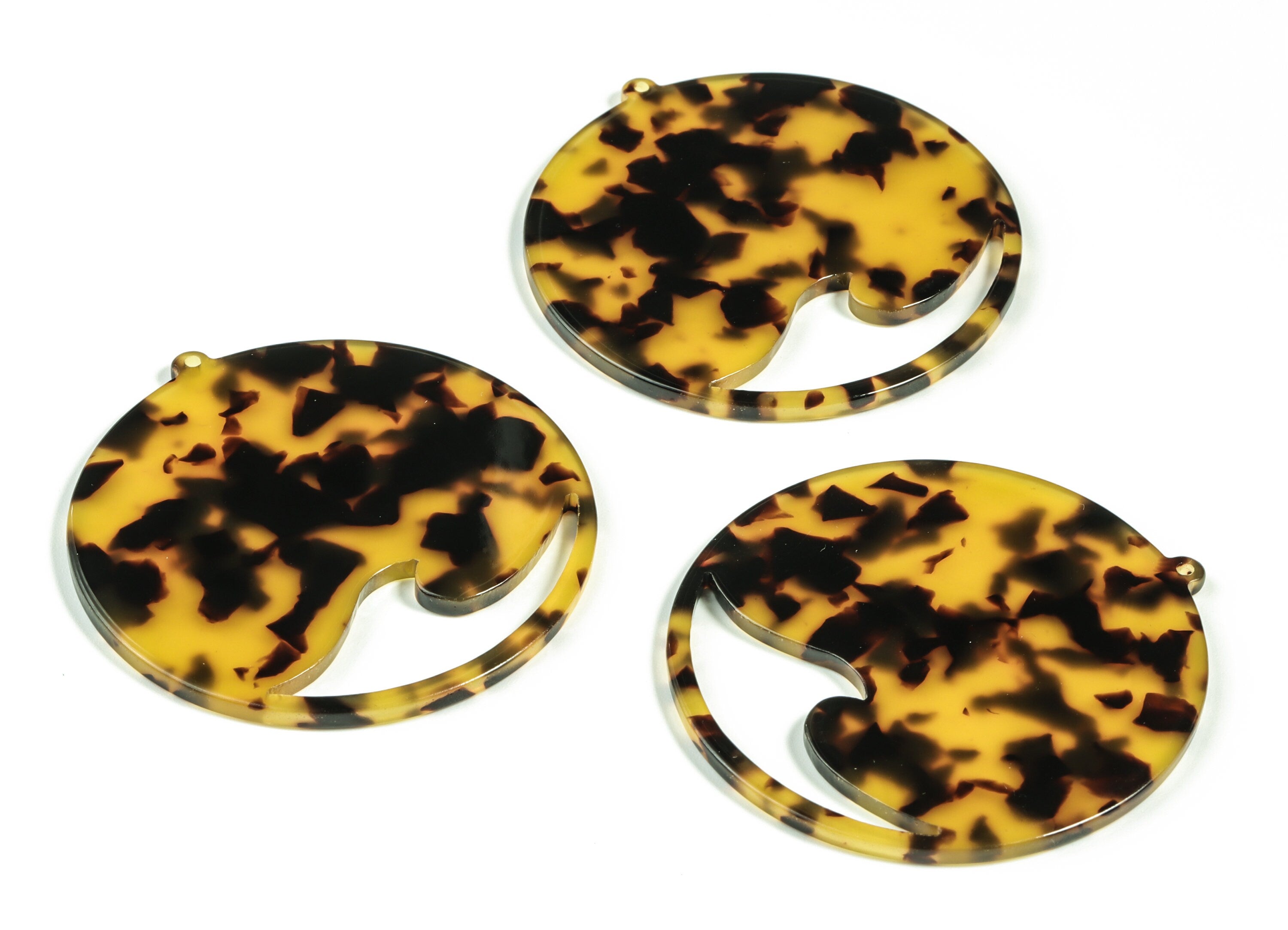 Acetate Round Wave Earring Charms - Circle Pendant - Tortoise Shell Earring - Color Code: A02 - 53.67x50.71x2.69mm - AC2194-A02 - DOMEDBAZAAR