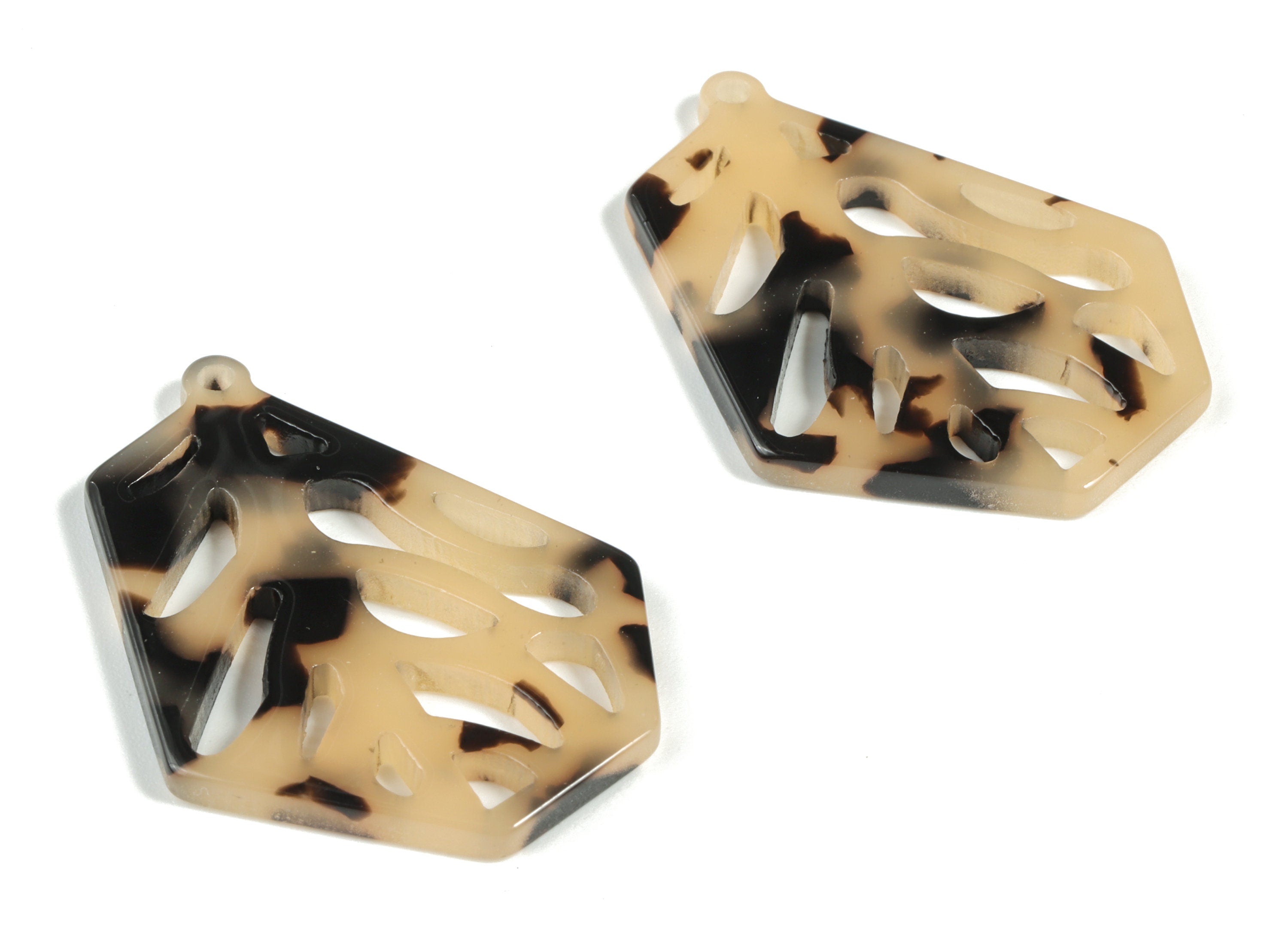 Acetate Branches Earring Charms - Acetate Branches Pendant - Blonde Tortoise Shell Earring - Color Code:A08 - 35.17x26.82x2.6mm - AC2193-A08 - DOMEDBAZAAR